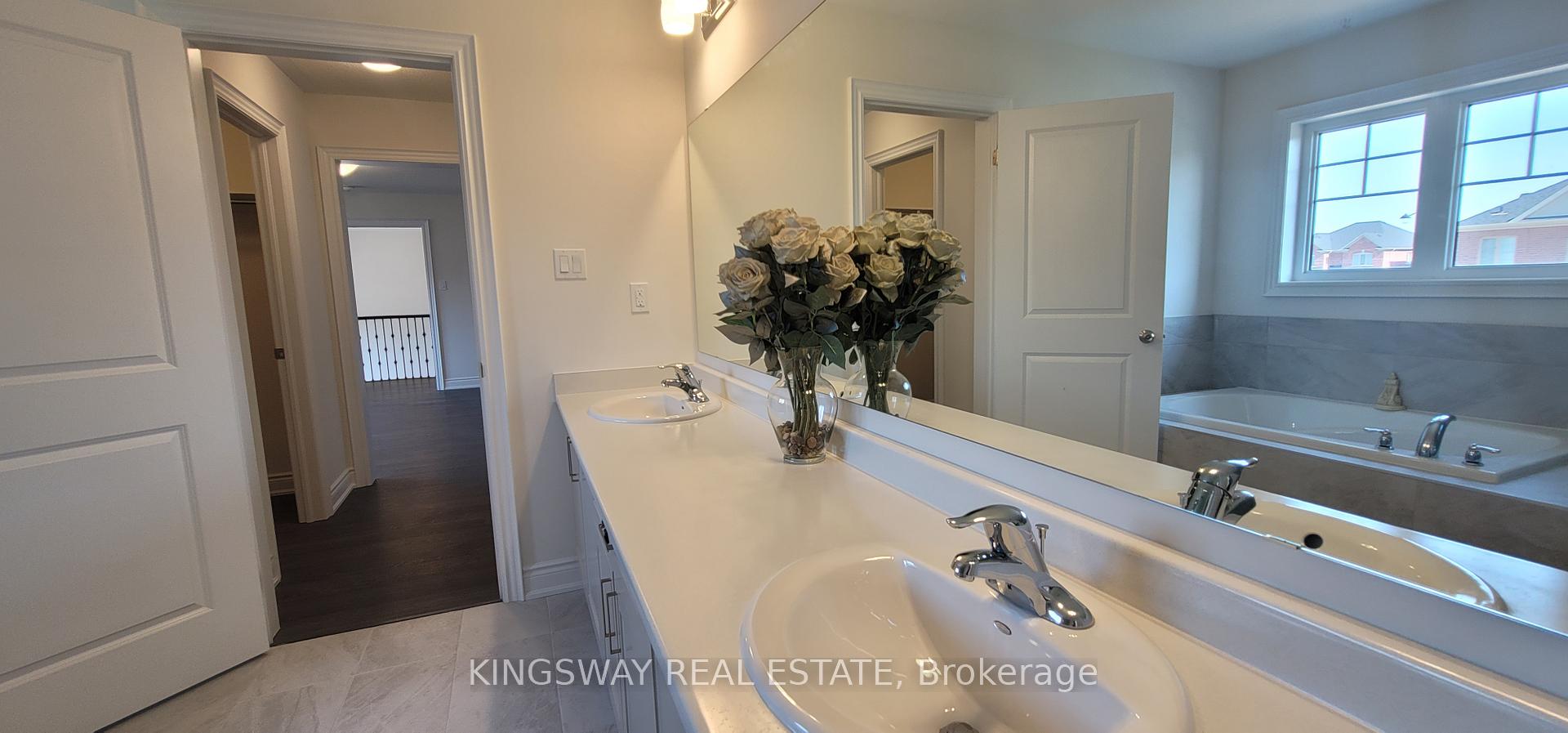 Photo 7 of 167 Trail Boulevard, Springwater, Centre Vespra — HOMEH