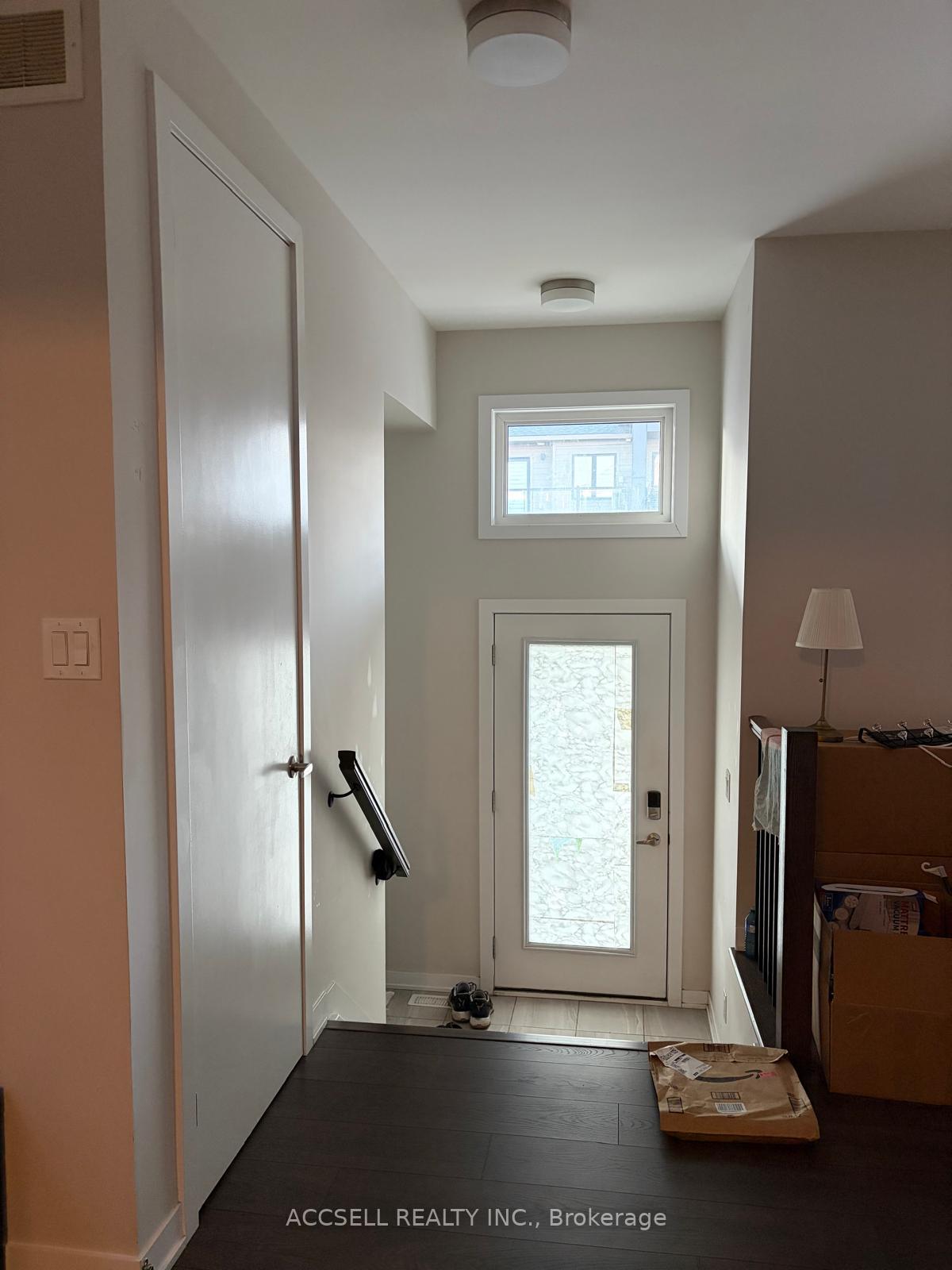 Photo 7 of 217 Speckled Alder Row, Ottawa, Barrhaven - Half Moon Bay — HOMEH