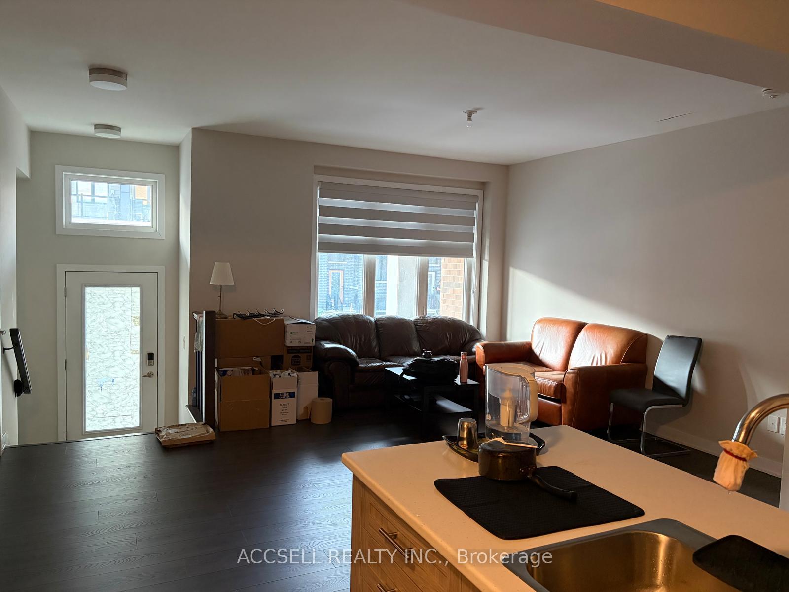 Photo 11 of 217 Speckled Alder Row, Ottawa, Barrhaven - Half Moon Bay — HOMEH