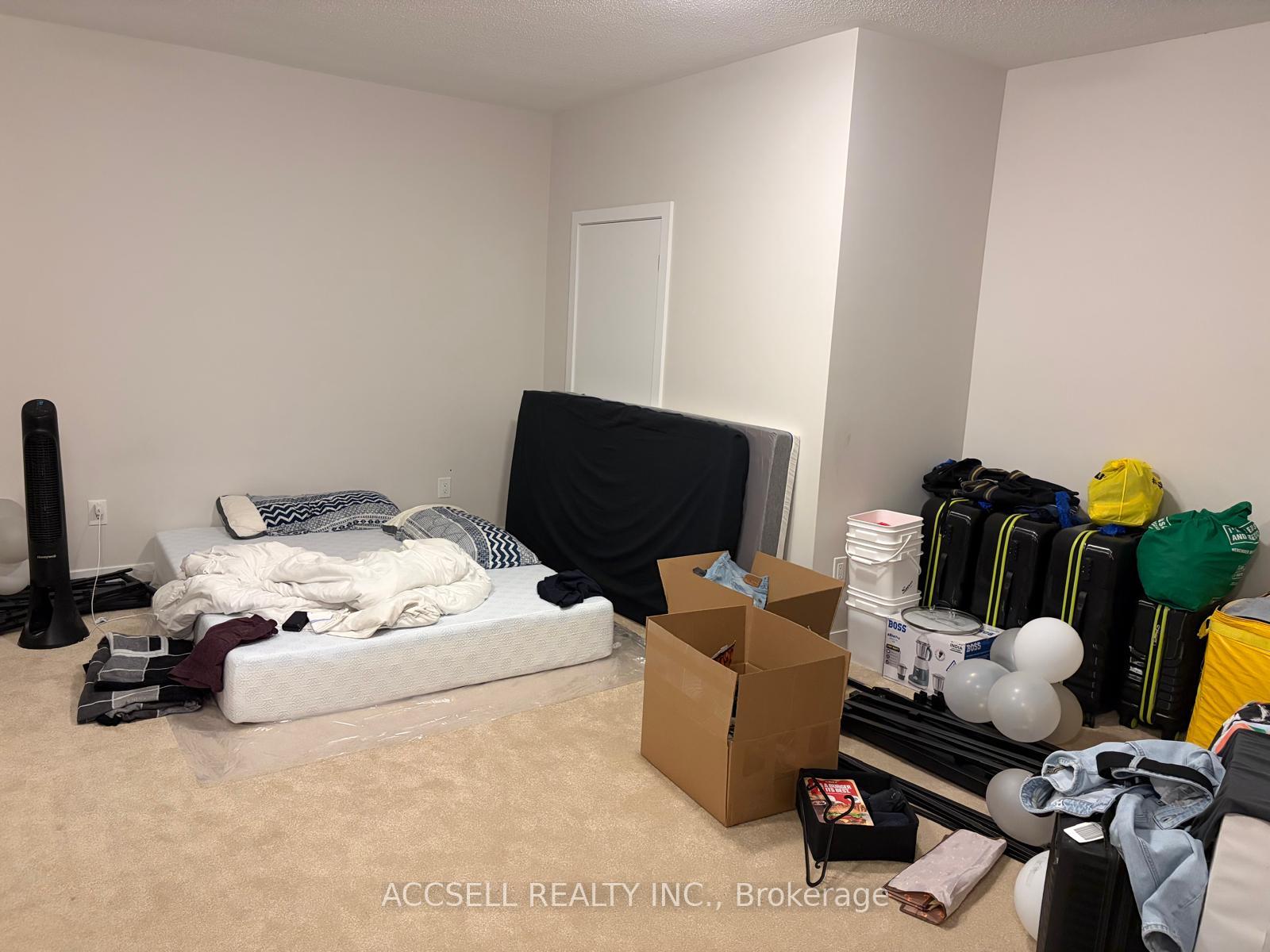 Photo 20 of 217 Speckled Alder Row, Ottawa, Barrhaven - Half Moon Bay — HOMEH