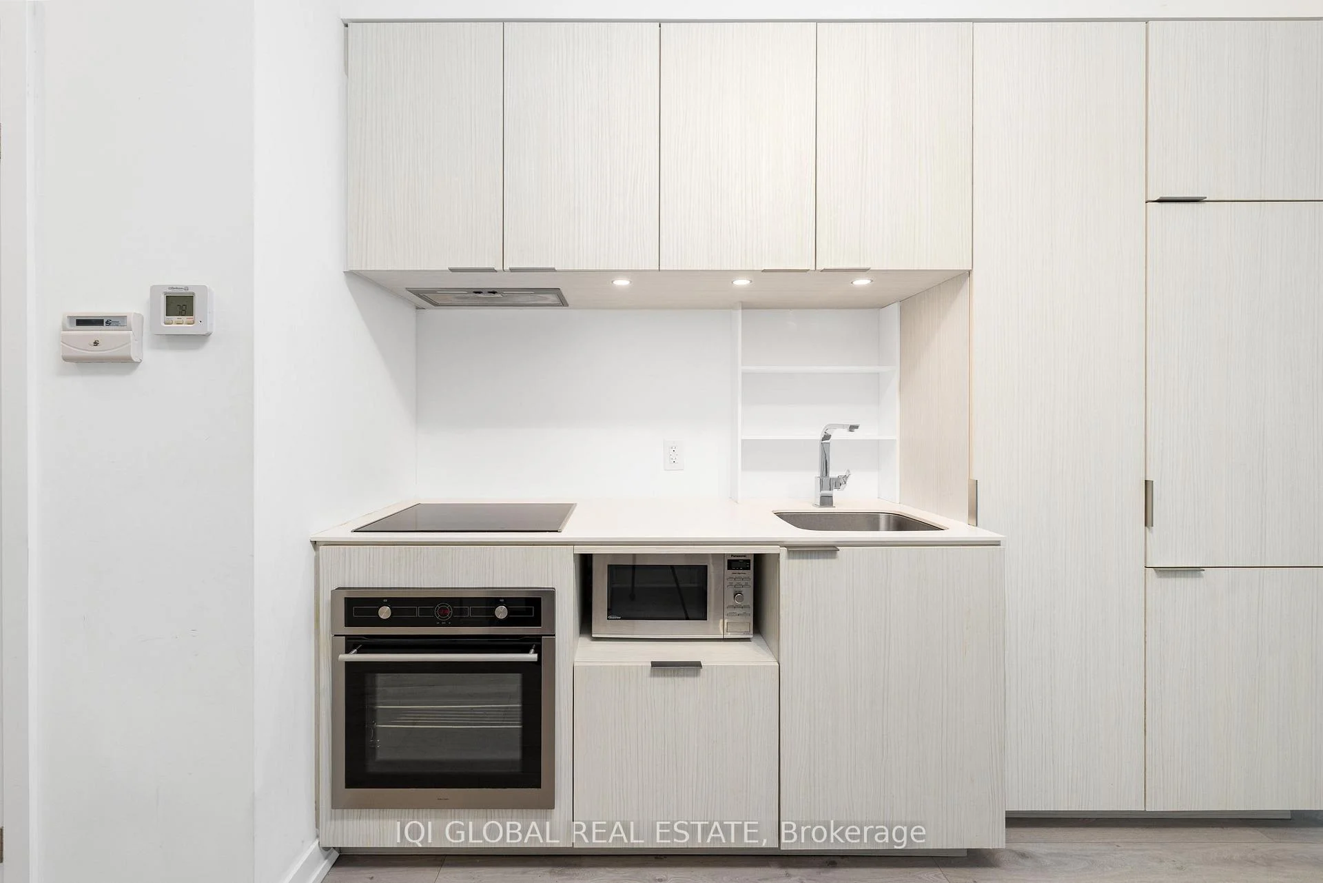 Photo 18 of Unit 727, 77 Shuter Street, Toronto, Church-Yonge Corridor — HOMEH