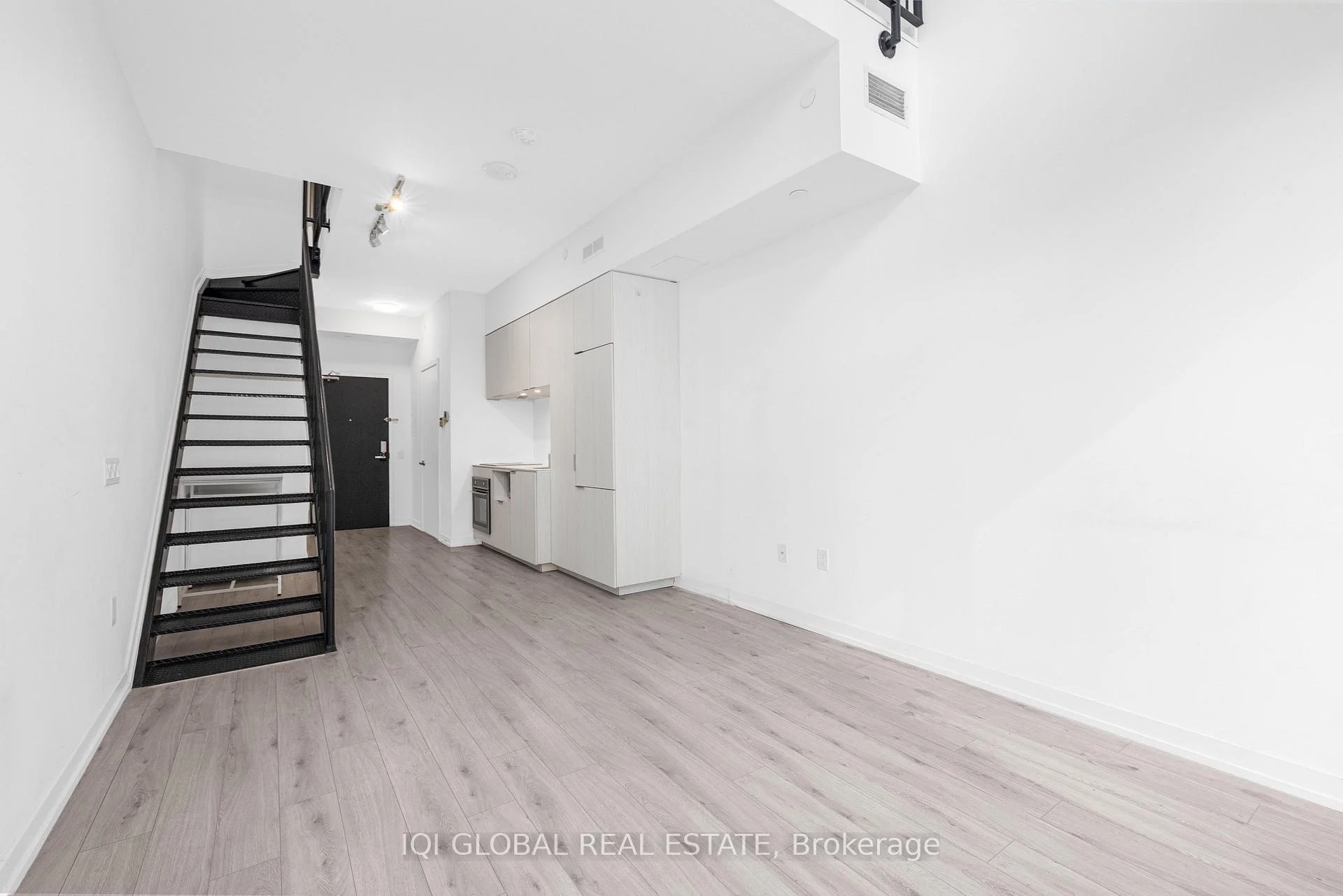 Photo 22 of Unit 727, 77 Shuter Street, Toronto, Church-Yonge Corridor — HOMEH