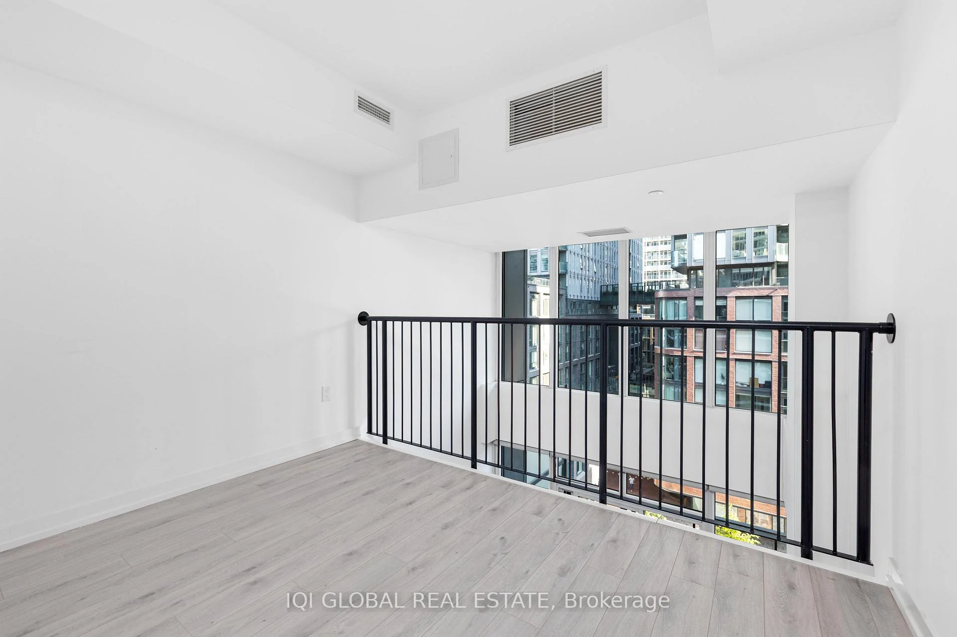 Photo 32 of Unit 727, 77 Shuter Street, Toronto, Church-Yonge Corridor — HOMEH