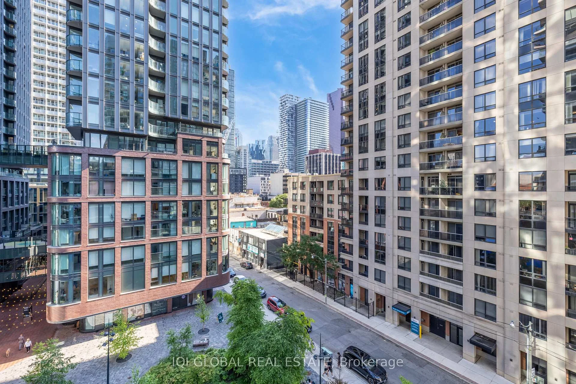 Photo 37 of Unit 727, 77 Shuter Street, Toronto, Church-Yonge Corridor — HOMEH