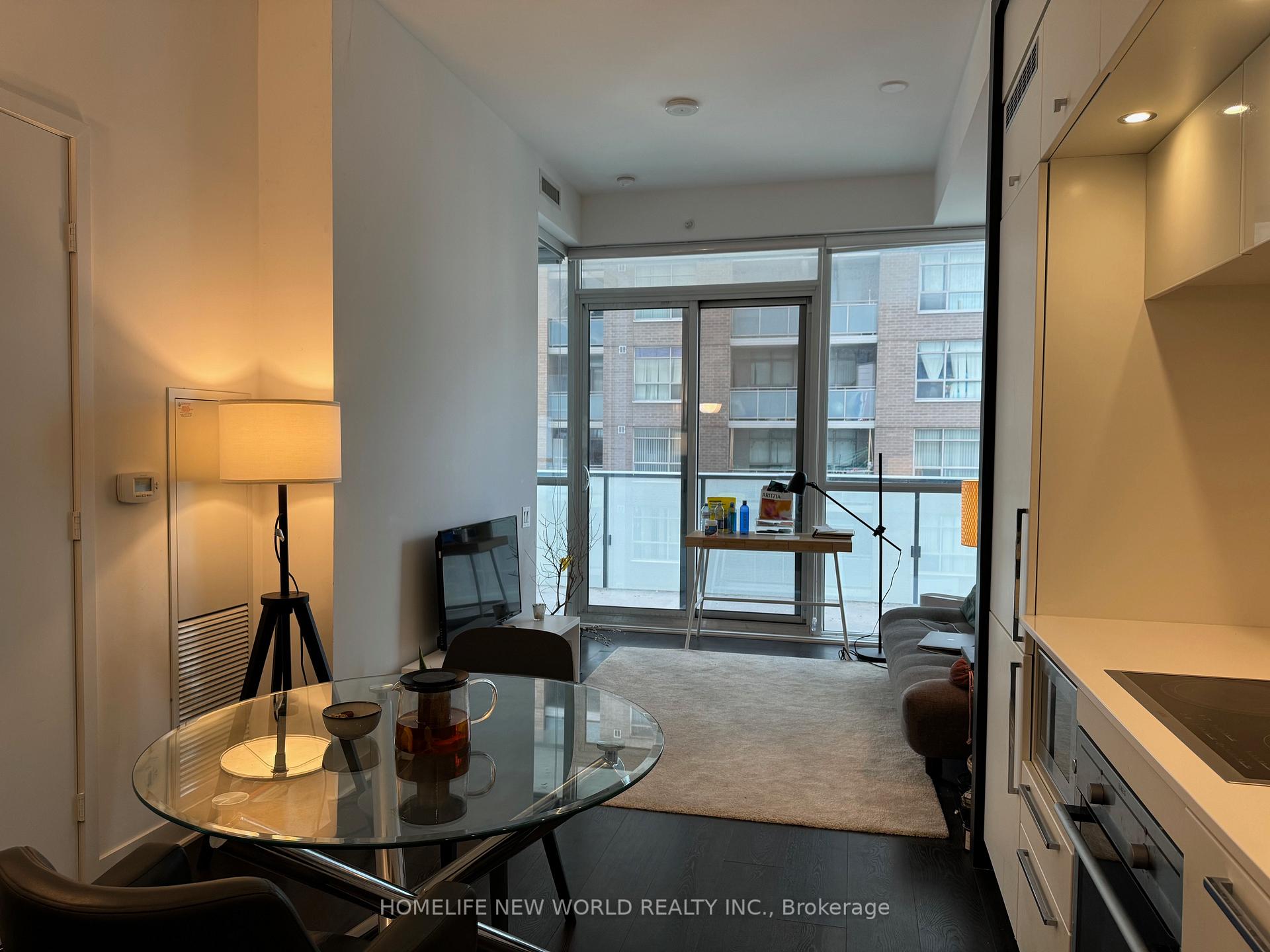 Photo 4 of Unit 408, 15 Grenville Street, Toronto, Bay Street Corridor — HOMEH