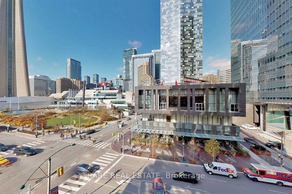 Photo 4 of Unit 202, 51 Lower Simcoe Street, Toronto, Waterfront Communities — HOMEH