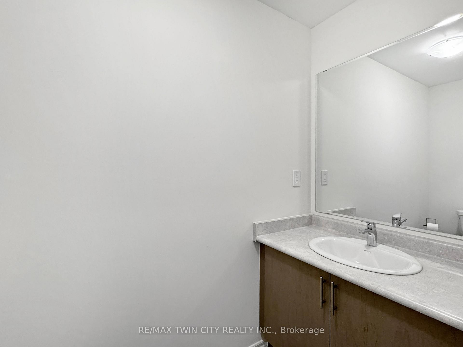 Photo 7 of 82 Gledhill Crescent, Cambridge, Little's Corners — HOMEH