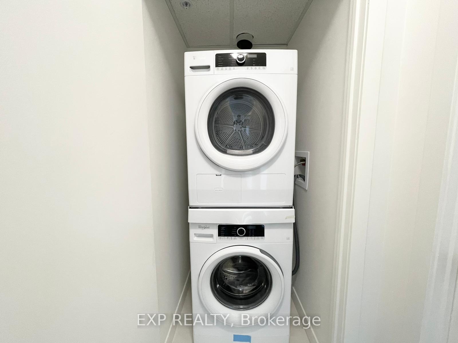 Photo 14 of Unit 1606, 128 King Street N, Waterloo, Downtown Waterloo — HOMEH