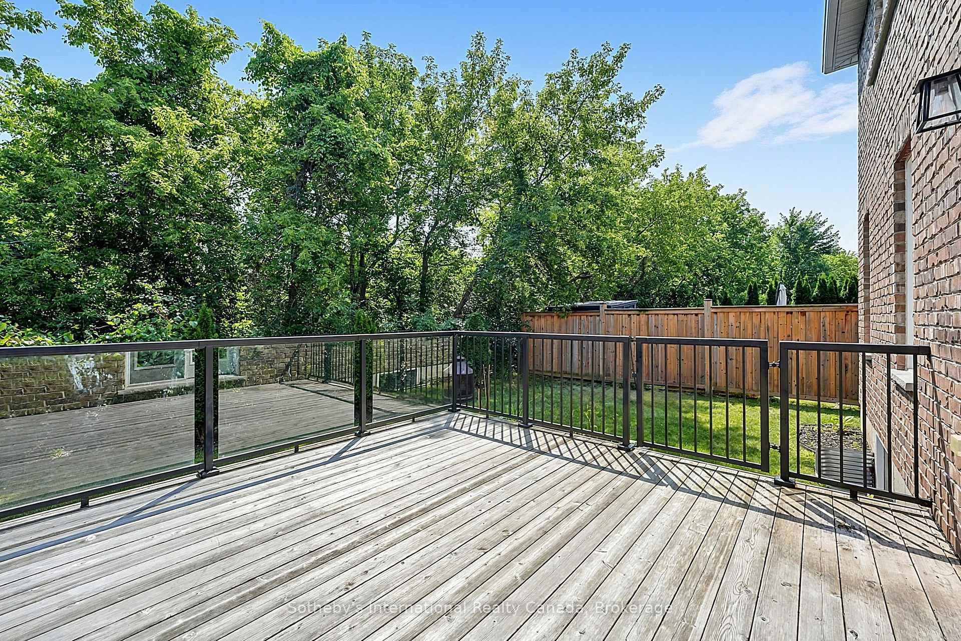 Photo 37 of 19 Garbutt Crescent, Collingwood — HOMEH