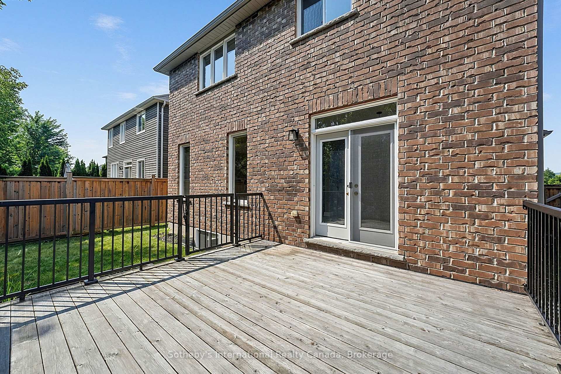 Photo 38 of 19 Garbutt Crescent, Collingwood — HOMEH