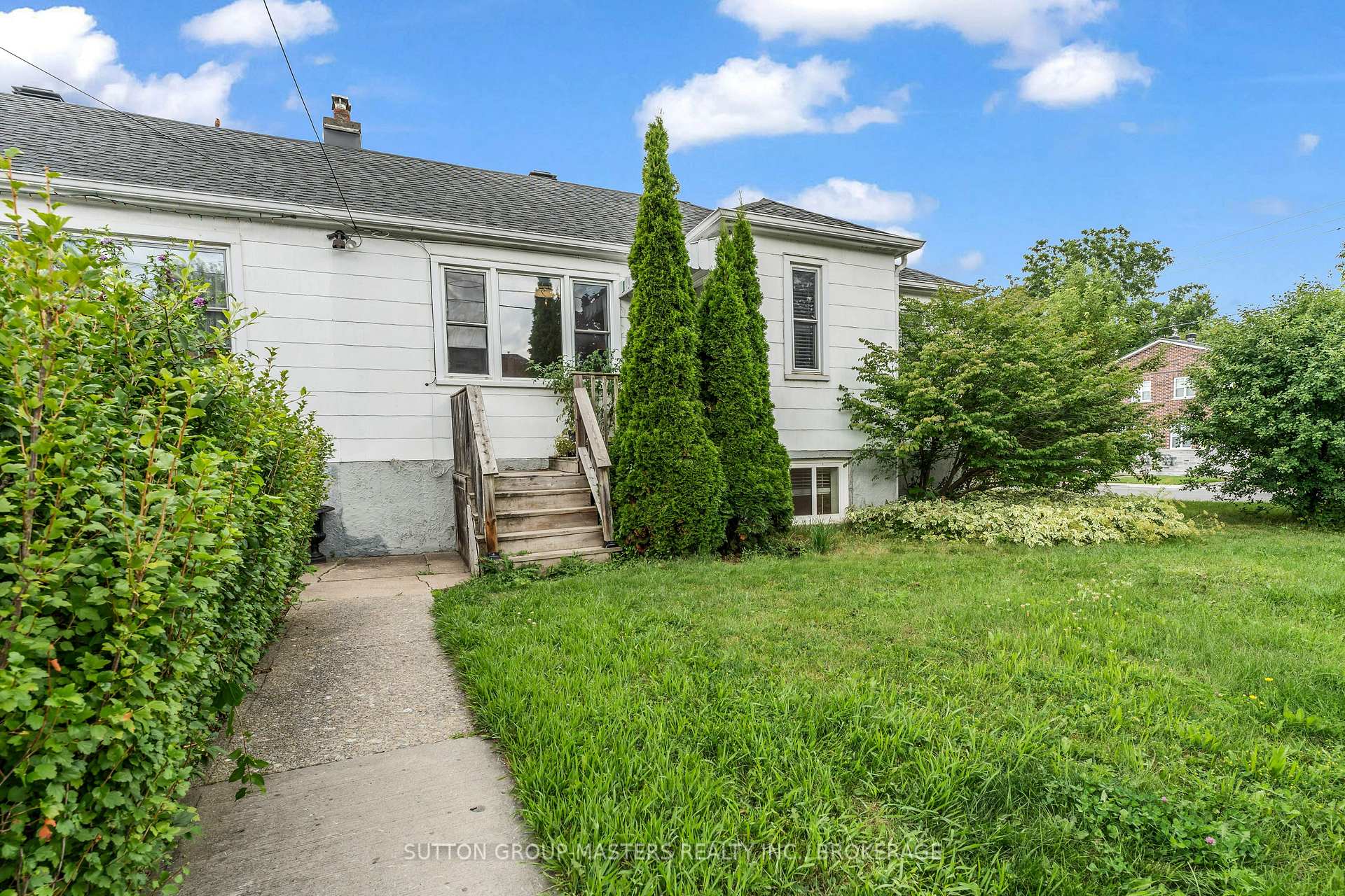 Photo 3 of 22 Westdale Avenue W, Kingston, Central City East — HOMEH