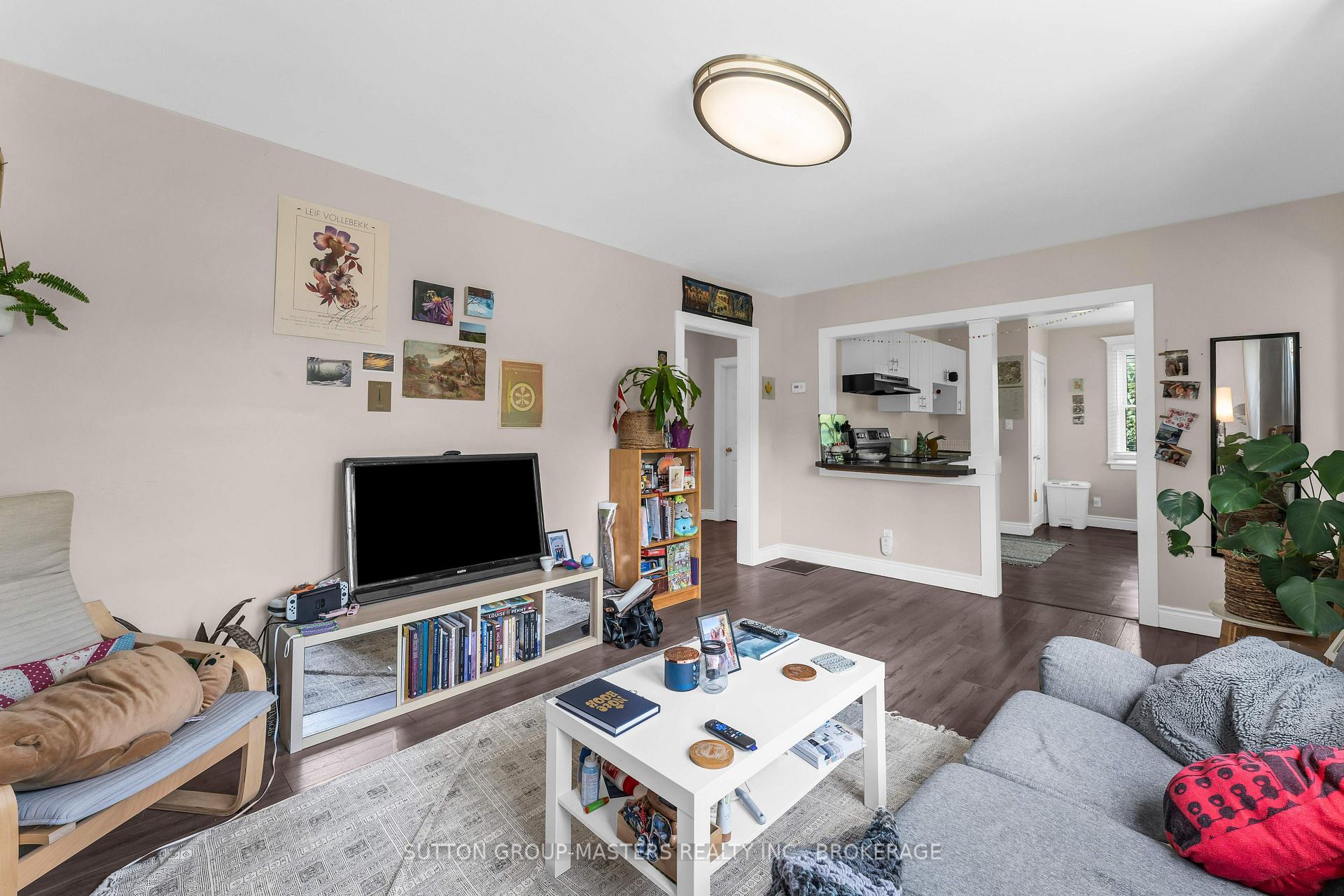 Photo 9 of 22 Westdale Avenue W, Kingston, Central City East — HOMEH