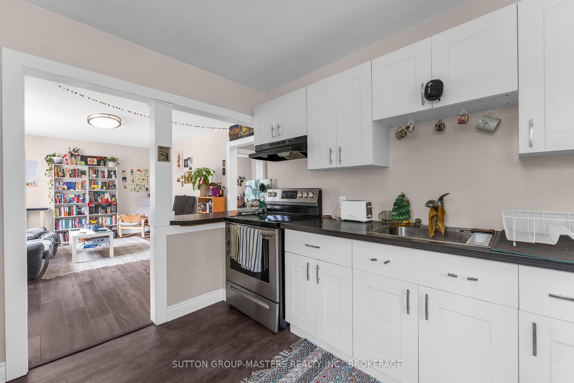 Photo 13 of 22 Westdale Avenue W, Kingston, Central City East — HOMEH