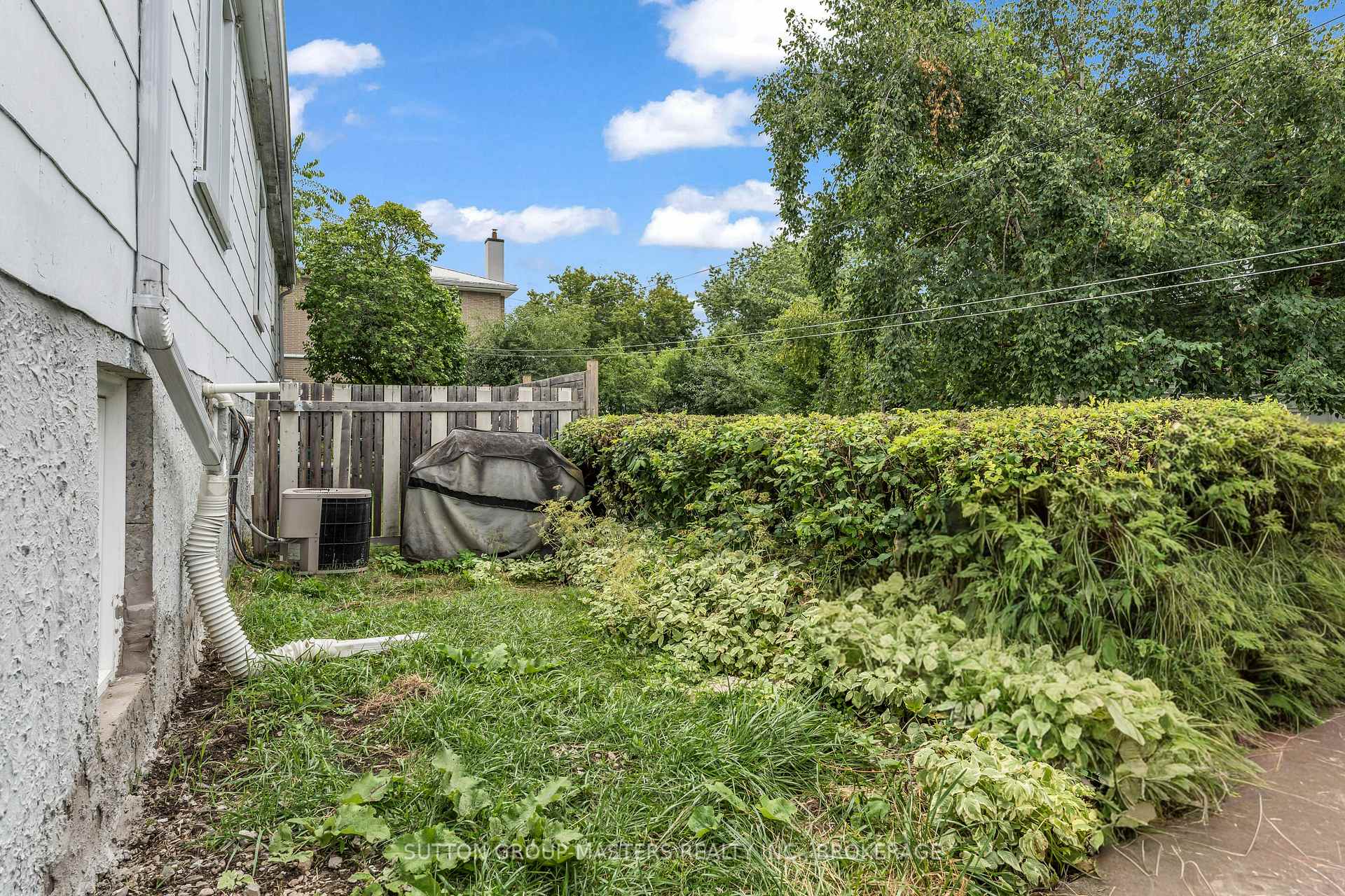 Photo 42 of 22 Westdale Avenue W, Kingston, Central City East — HOMEH