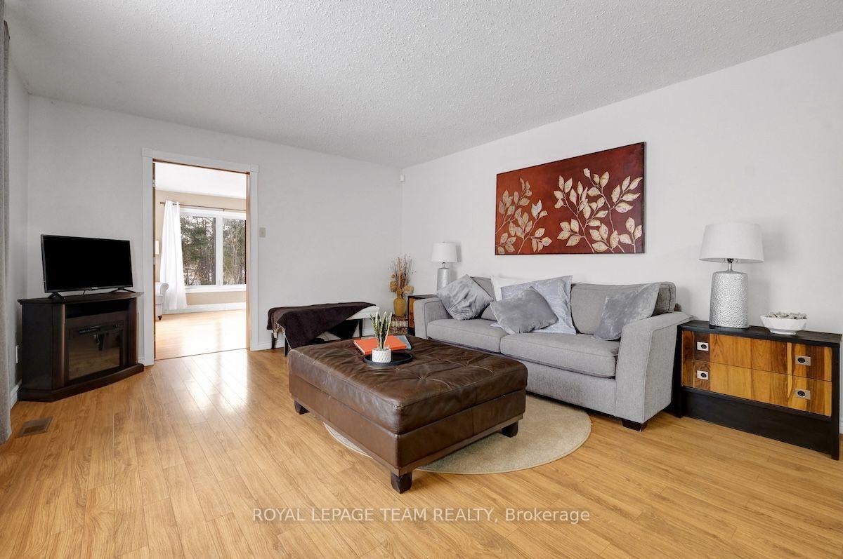 Photo 6 of 13025 Mackenzie Road, South Dundas, South Dundas (Williamsburgh) Twp — HOMEH
