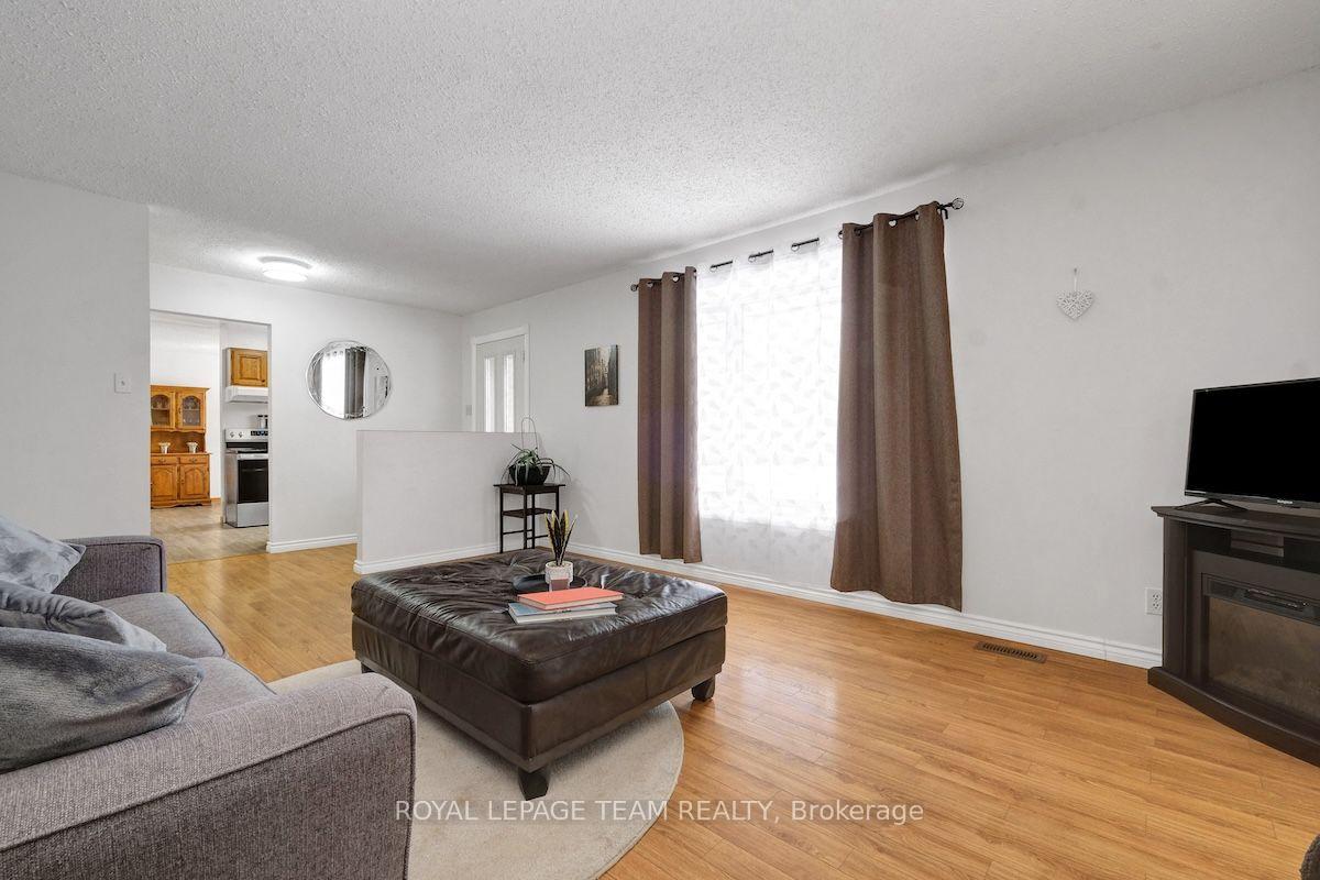 Photo 7 of 13025 Mackenzie Road, South Dundas, South Dundas (Williamsburgh) Twp — HOMEH