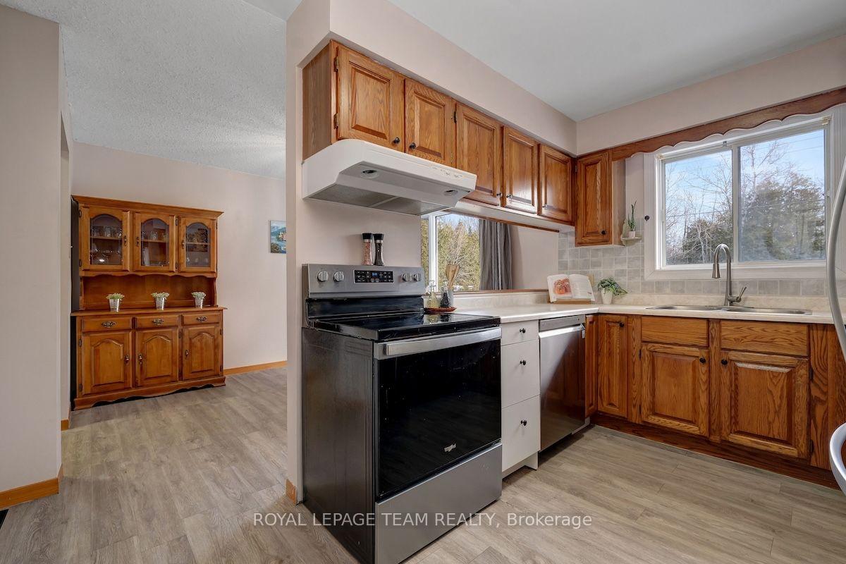 Photo 11 of 13025 Mackenzie Road, South Dundas, South Dundas (Williamsburgh) Twp — HOMEH