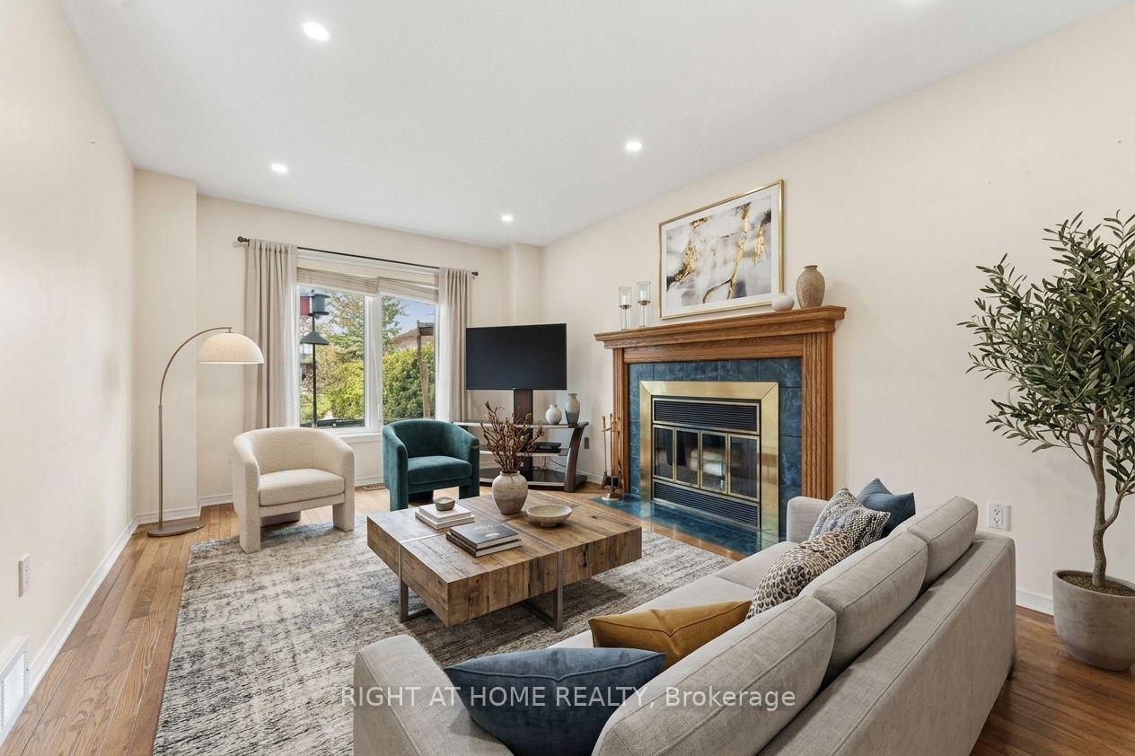 Photo 6 of 26 Denham Way, Ottawa, Stittsville (Central) — HOMEH