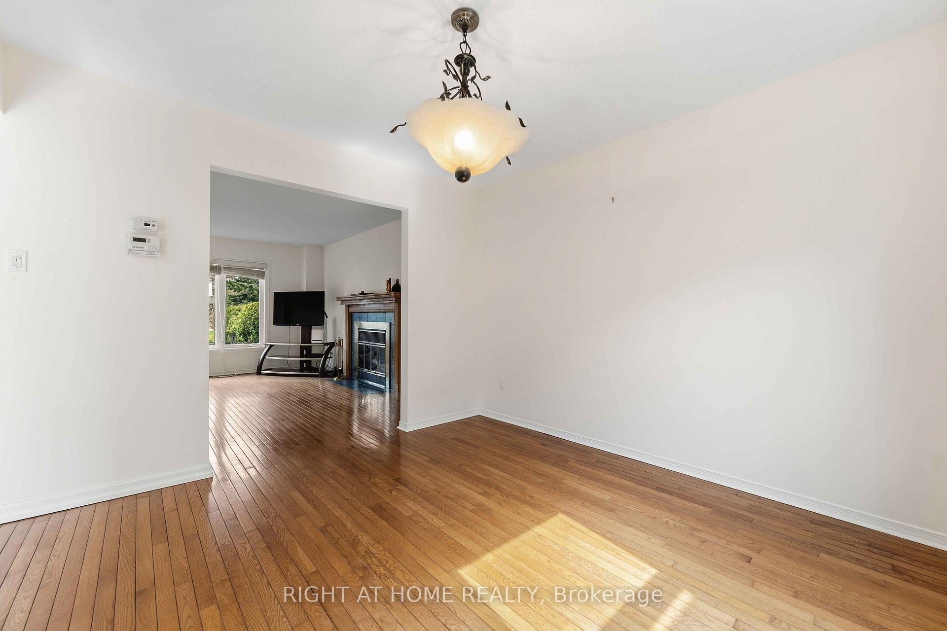 Photo 11 of 26 Denham Way, Ottawa, Stittsville (Central) — HOMEH