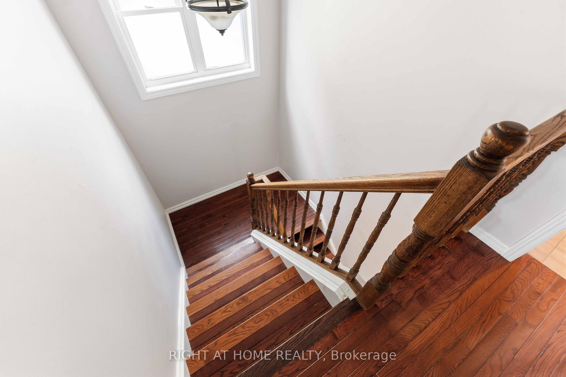 Photo 16 of 26 Denham Way, Ottawa, Stittsville (Central) — HOMEH