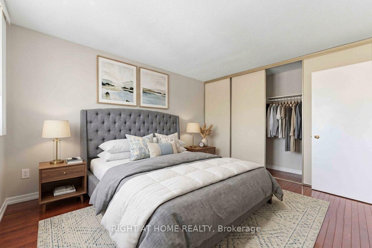 Photo 18 of 26 Denham Way, Ottawa, Stittsville (Central) — HOMEH