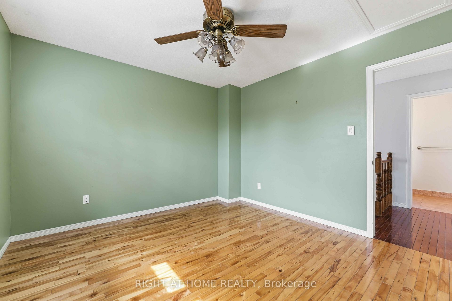Photo 20 of 26 Denham Way, Ottawa, Stittsville (Central) — HOMEH