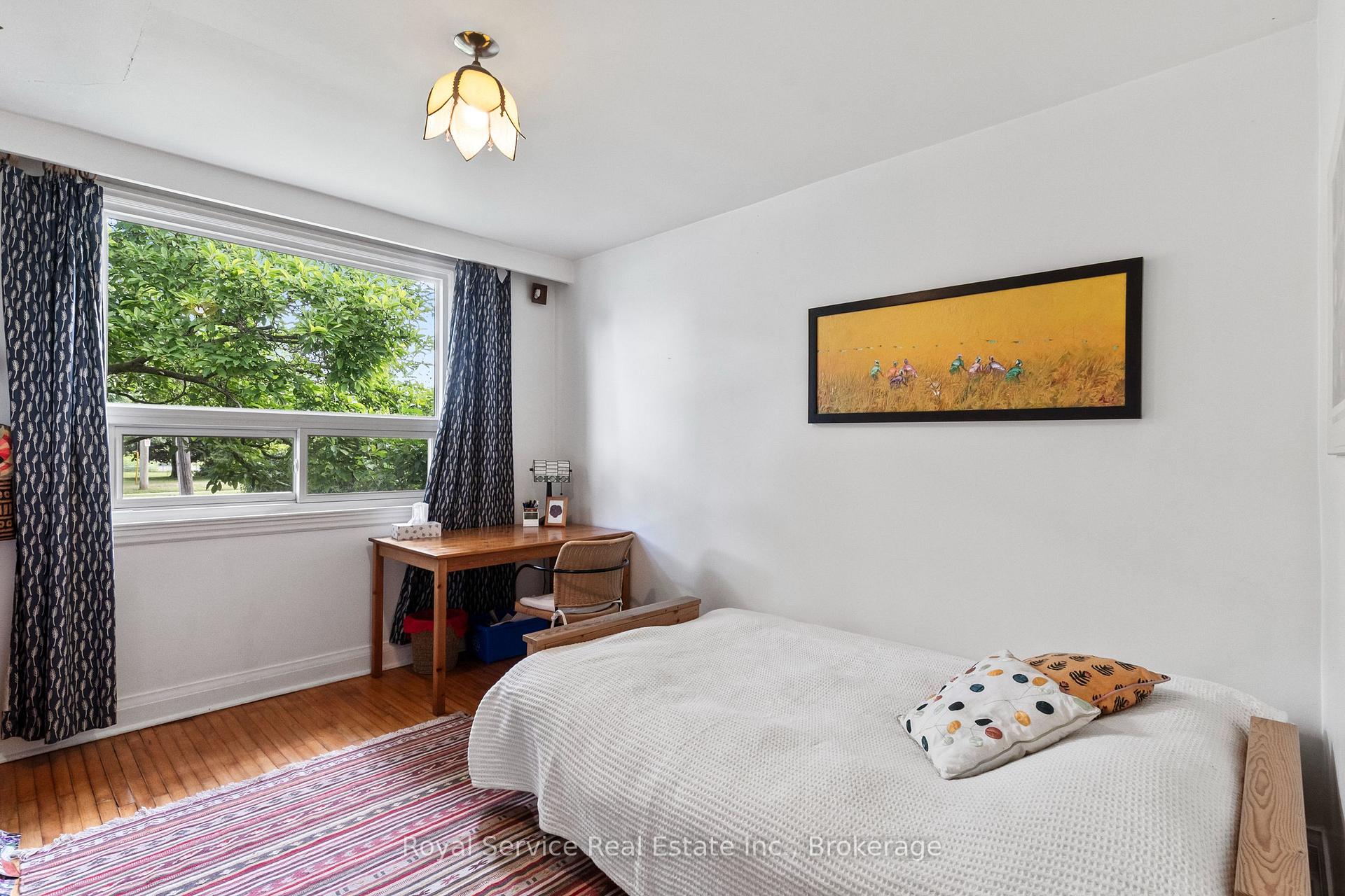 Photo 16 of 152 Harmony Road S, Oshawa, Donevan — HOMEH