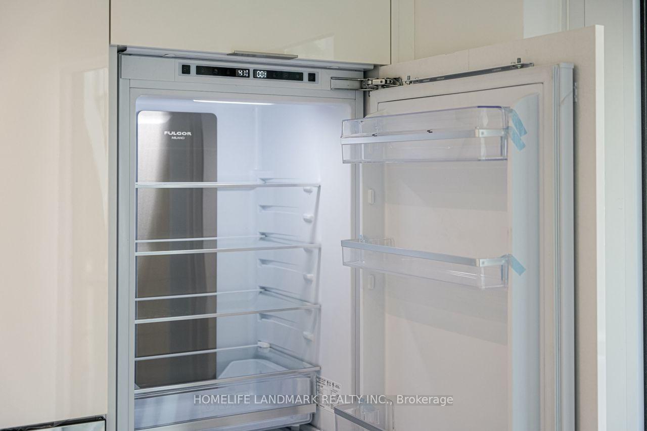 Photo 12 of Unit 1919, 230 Simcoe Street, Toronto, Kensington-Chinatown — HOMEH