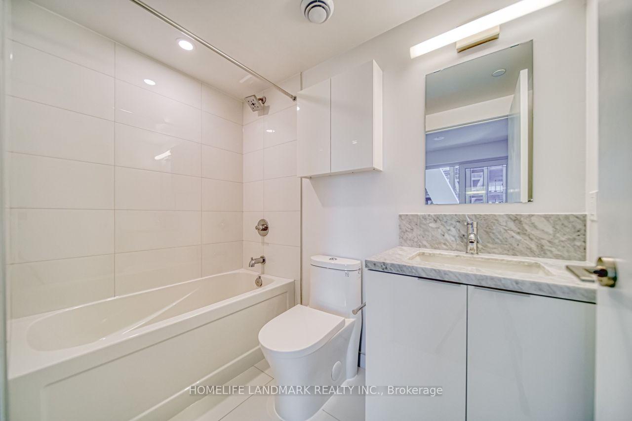 Photo 17 of Unit 1919, 230 Simcoe Street, Toronto, Kensington-Chinatown — HOMEH