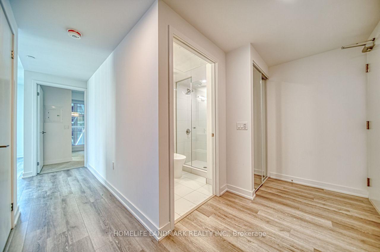 Photo 21 of Unit 1919, 230 Simcoe Street, Toronto, Kensington-Chinatown — HOMEH