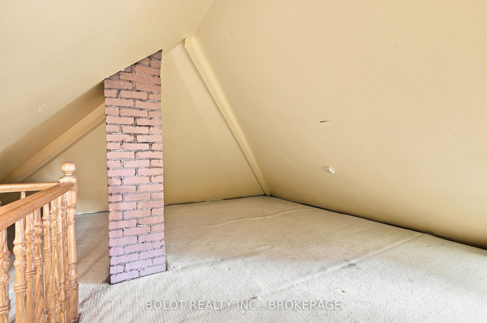 Photo 30 of 42 Thomas Street, St. Catharines, Downtown — HOMEH