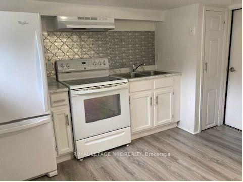 Photo 15 of 5751 Leonard Avenue, Niagara Falls, Hospital — HOMEH