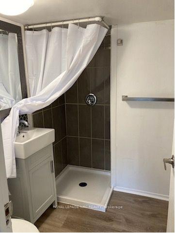 Photo 16 of 5751 Leonard Avenue, Niagara Falls, Hospital — HOMEH