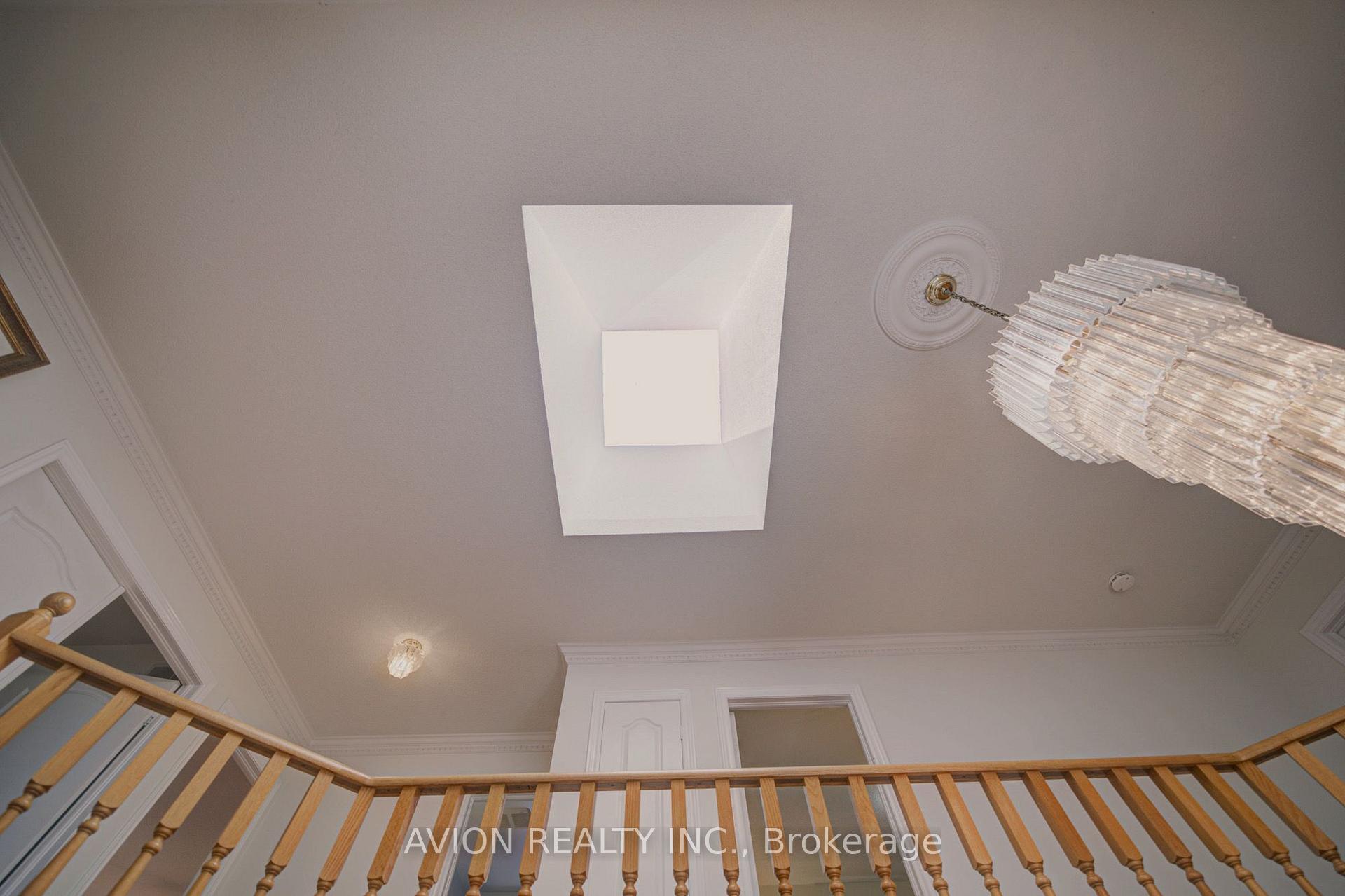 Photo 6 of 203 Valleymede Drive, Richmond Hill, Doncrest — HOMEH