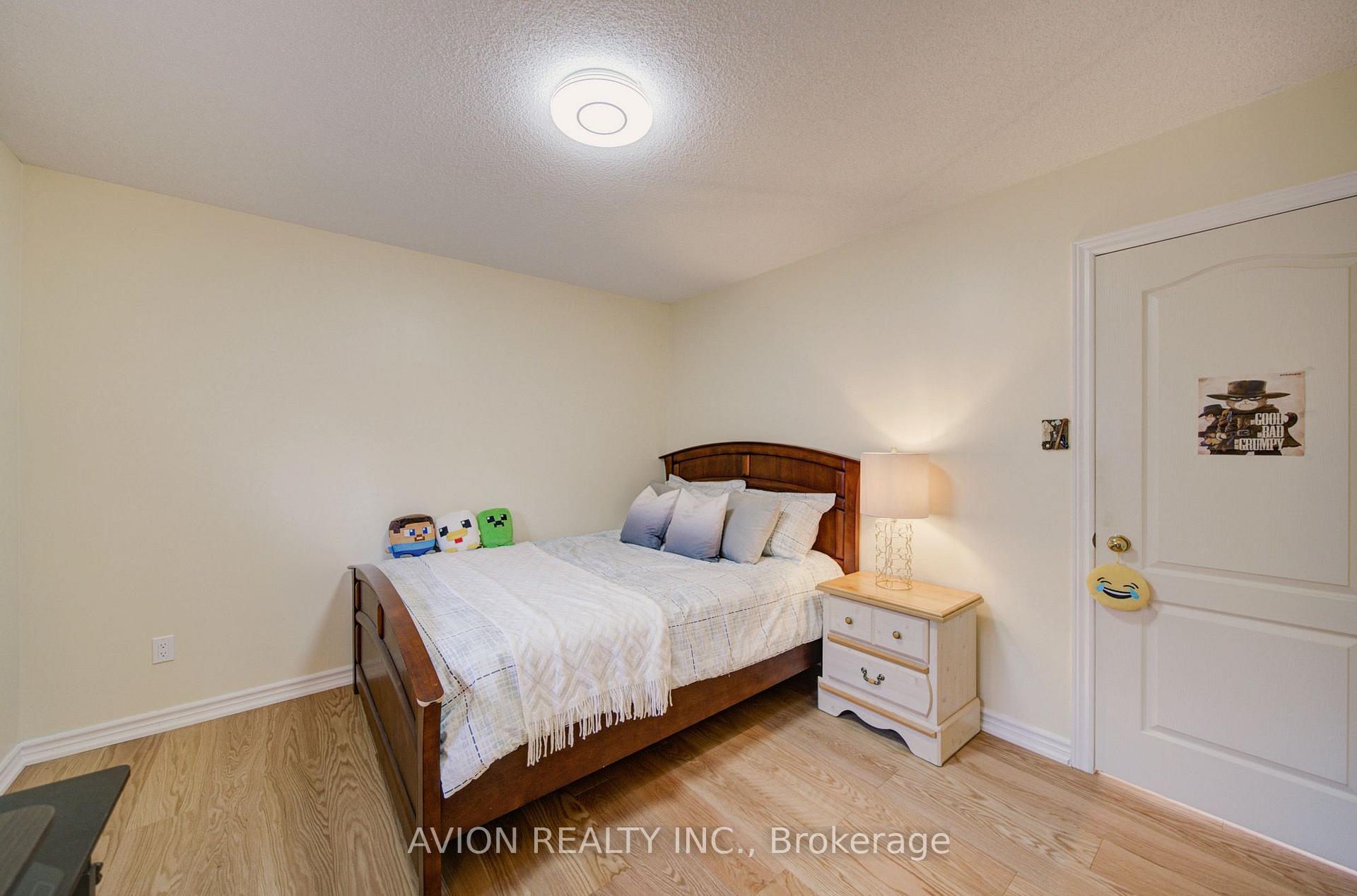 Photo 32 of 203 Valleymede Drive, Richmond Hill, Doncrest — HOMEH