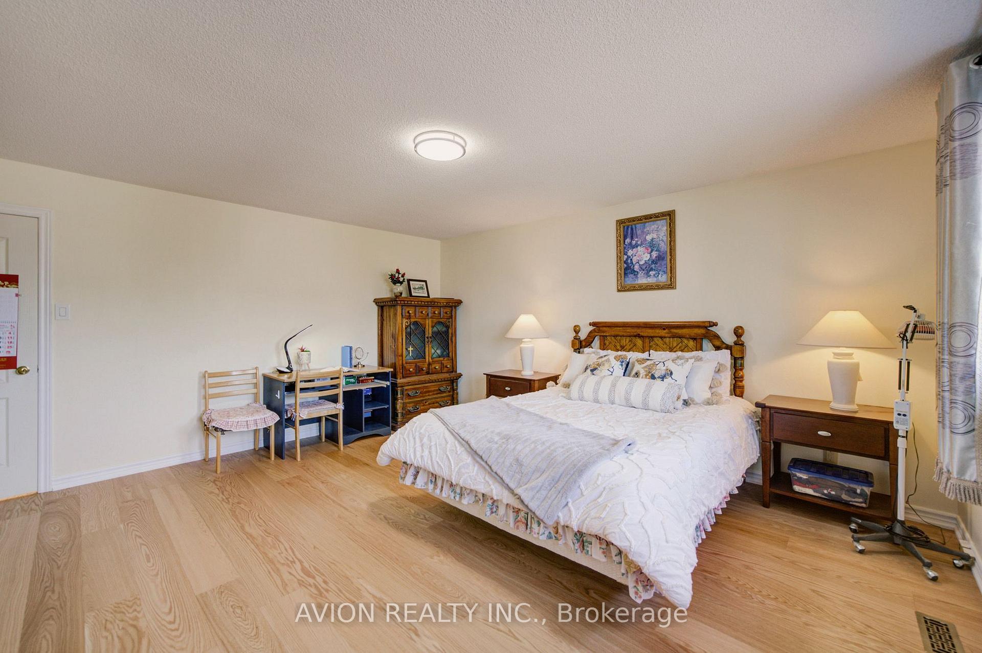 Photo 29 of 203 Valleymede Drive, Richmond Hill, Doncrest — HOMEH