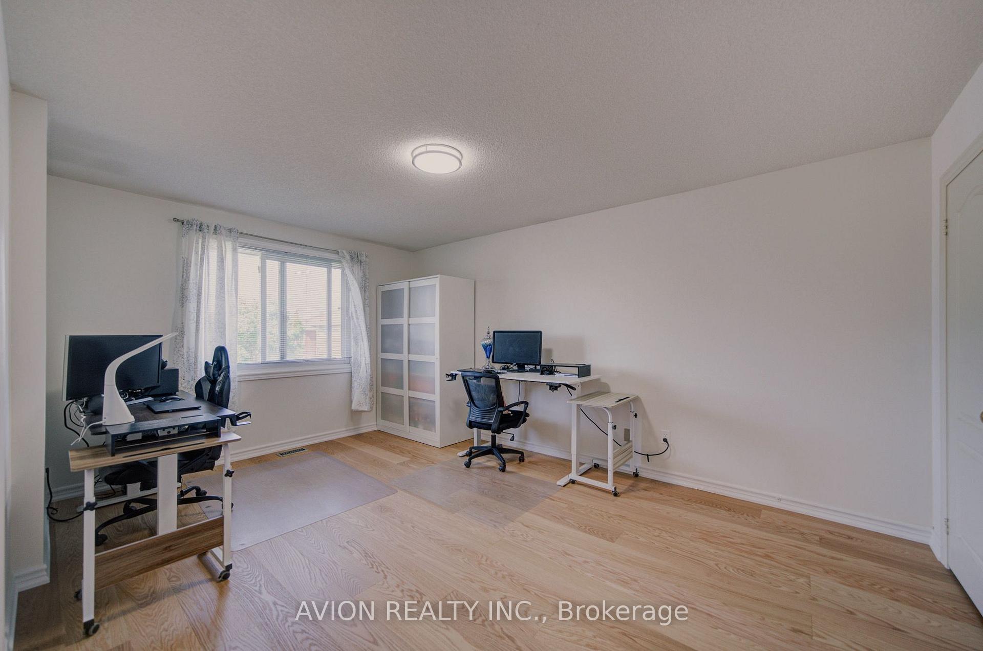 Photo 37 of 203 Valleymede Drive, Richmond Hill, Doncrest — HOMEH
