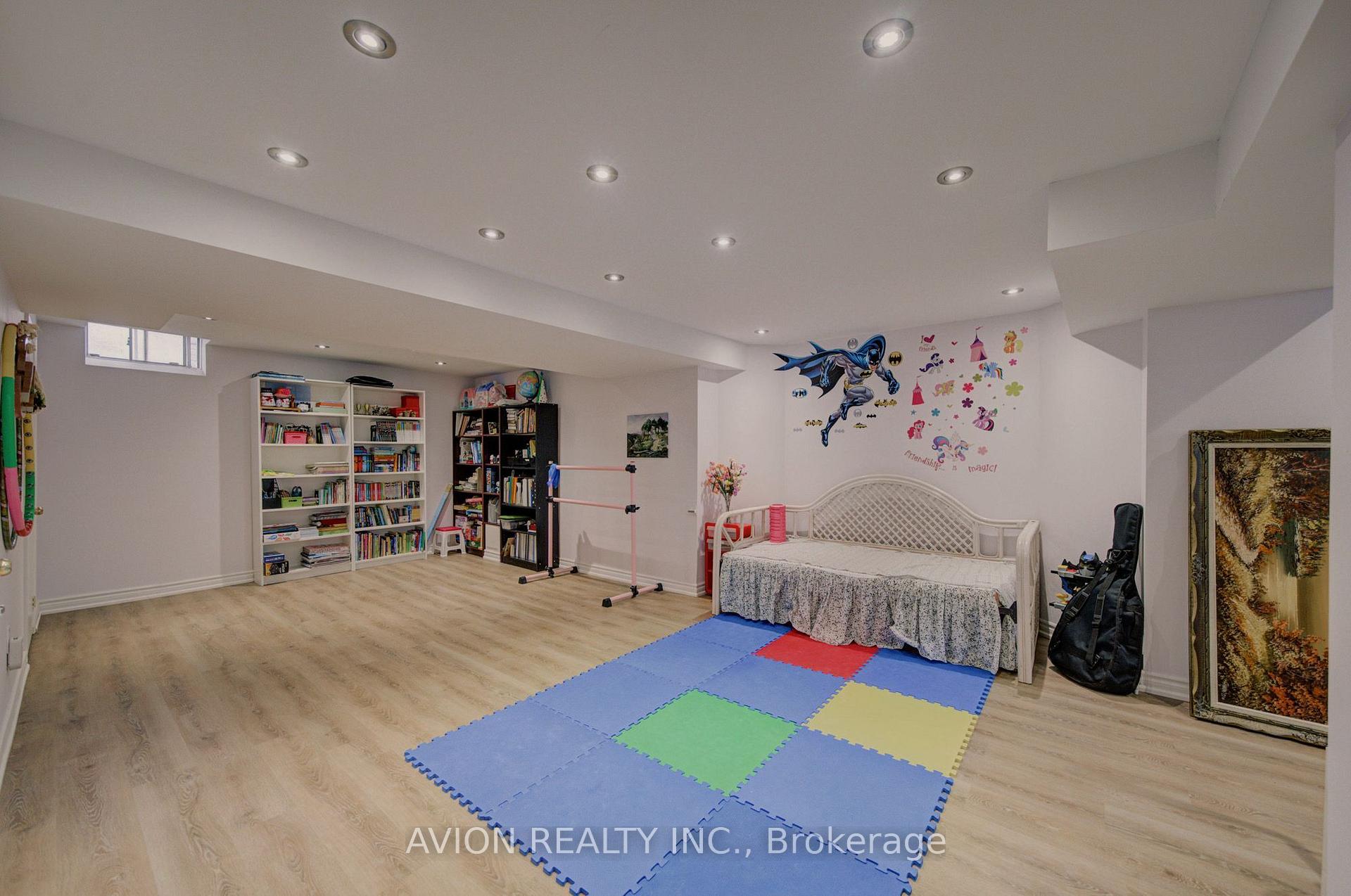 Photo 45 of 203 Valleymede Drive, Richmond Hill, Doncrest — HOMEH