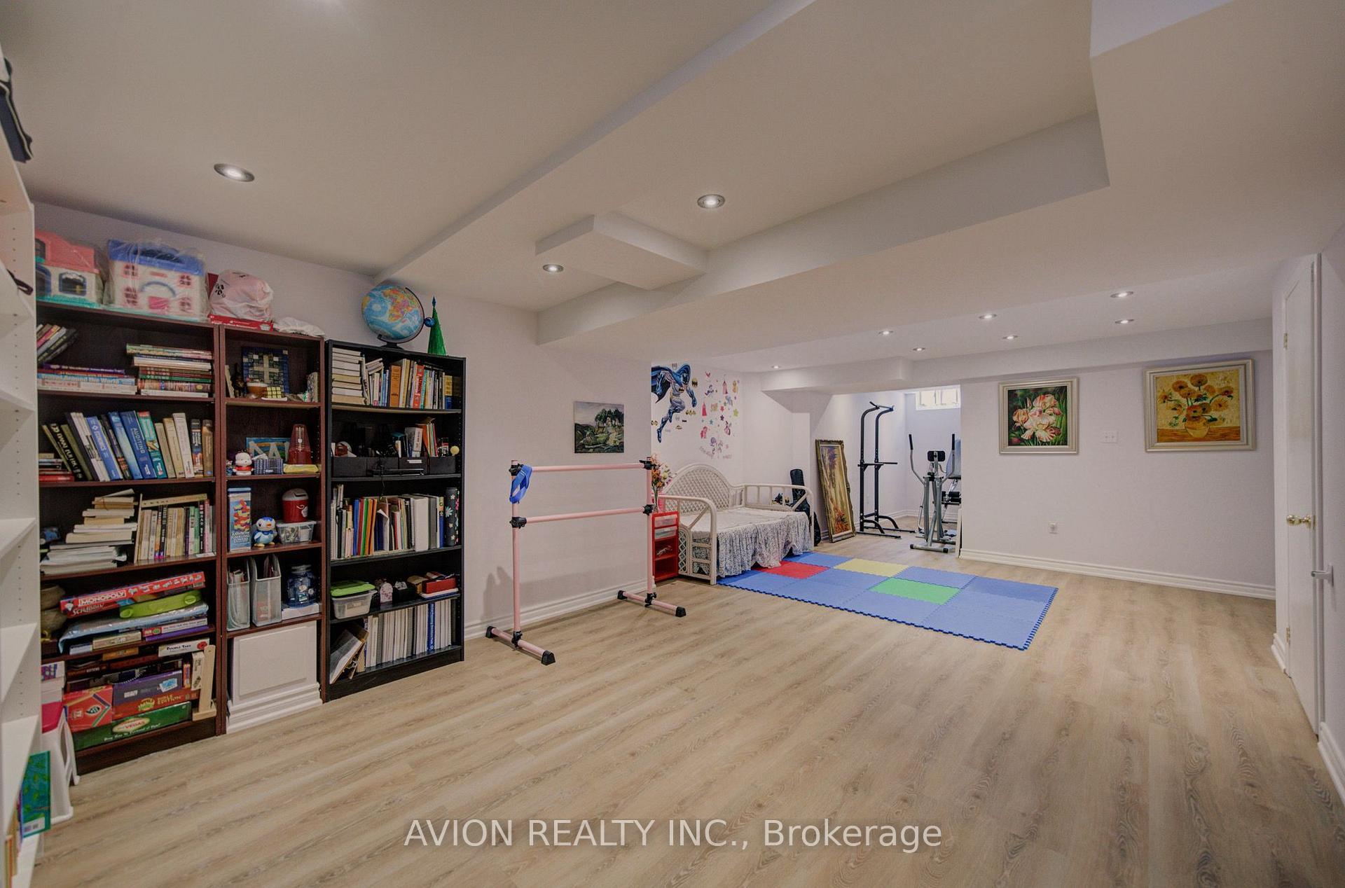 Photo 43 of 203 Valleymede Drive, Richmond Hill, Doncrest — HOMEH