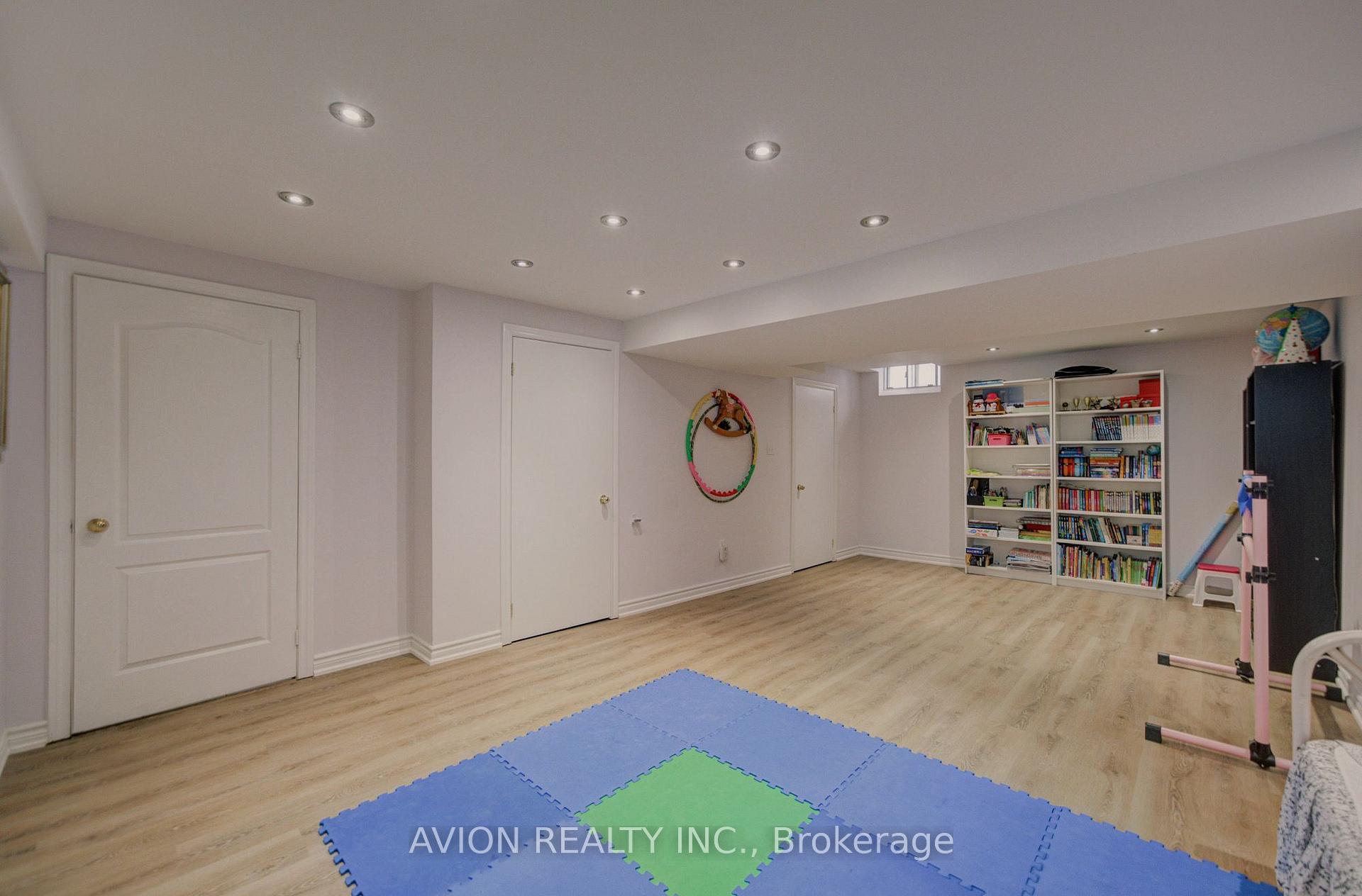 Photo 47 of 203 Valleymede Drive, Richmond Hill, Doncrest — HOMEH
