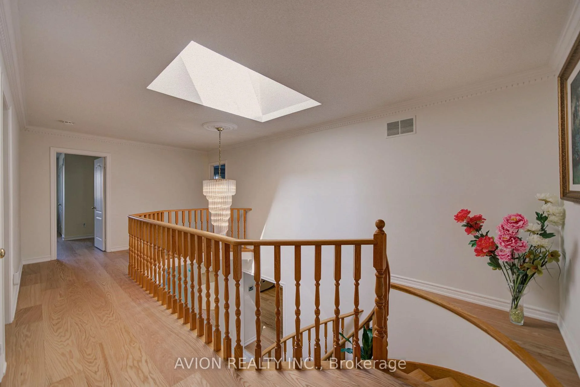 Photo 20 of 203 Valleymede Drive, Richmond Hill, Doncrest — HOMEH