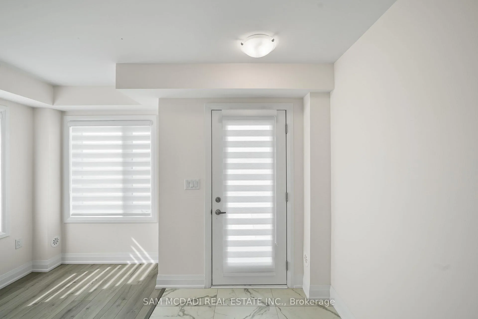 Photo 6 of Unit 601, 1695 Dersan Street, Pickering, Duffin Heights — HOMEH