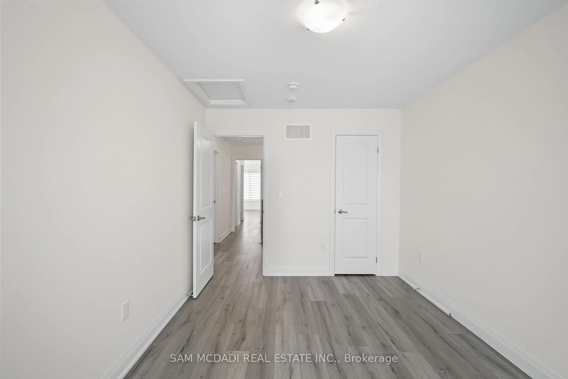 Photo 34 of Unit 601, 1695 Dersan Street, Pickering, Duffin Heights — HOMEH