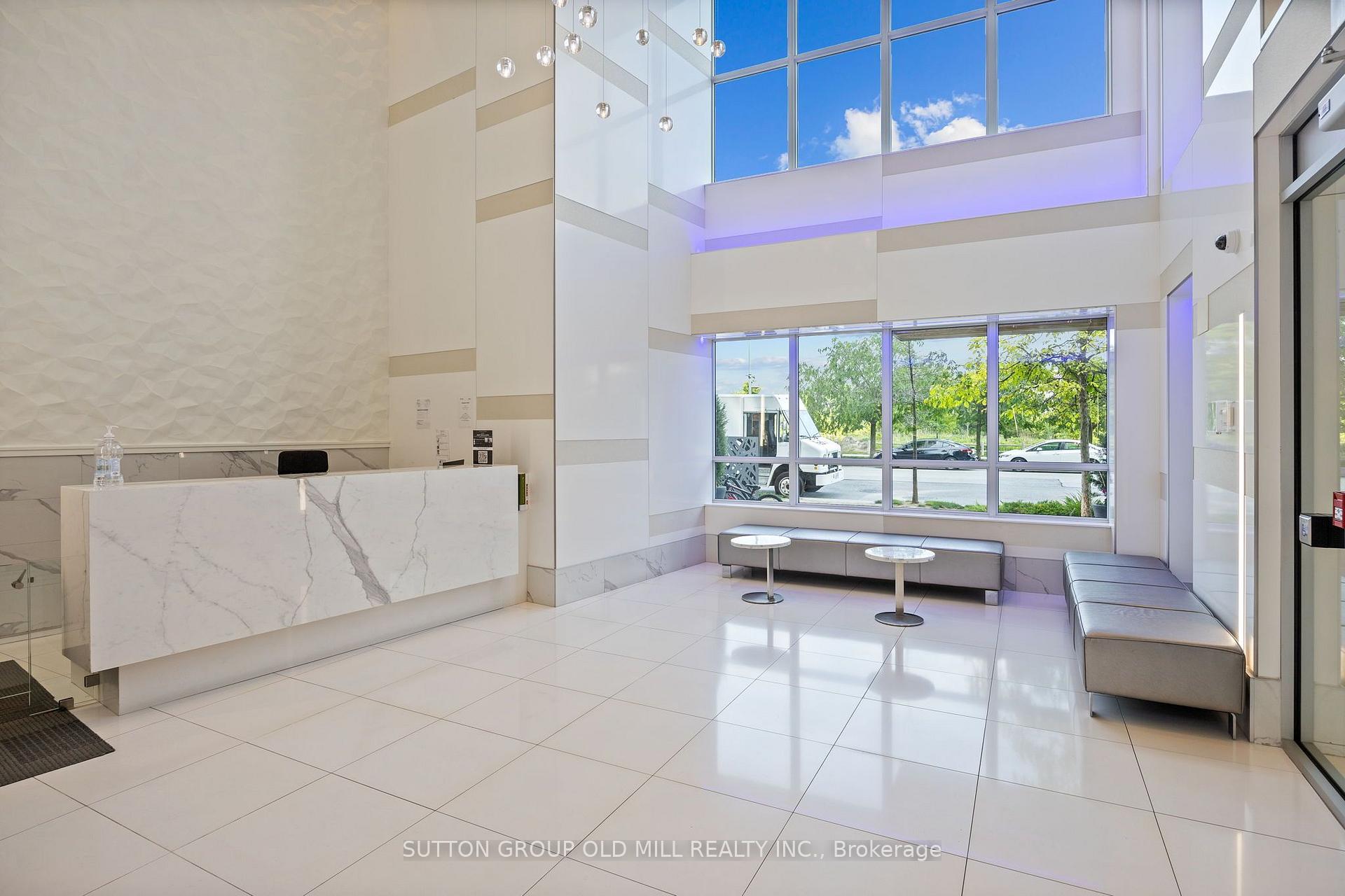 Photo 4 of Unit LPH04, 110 Marine Parade Drive, Etobicoke, Mimico — HOMEH