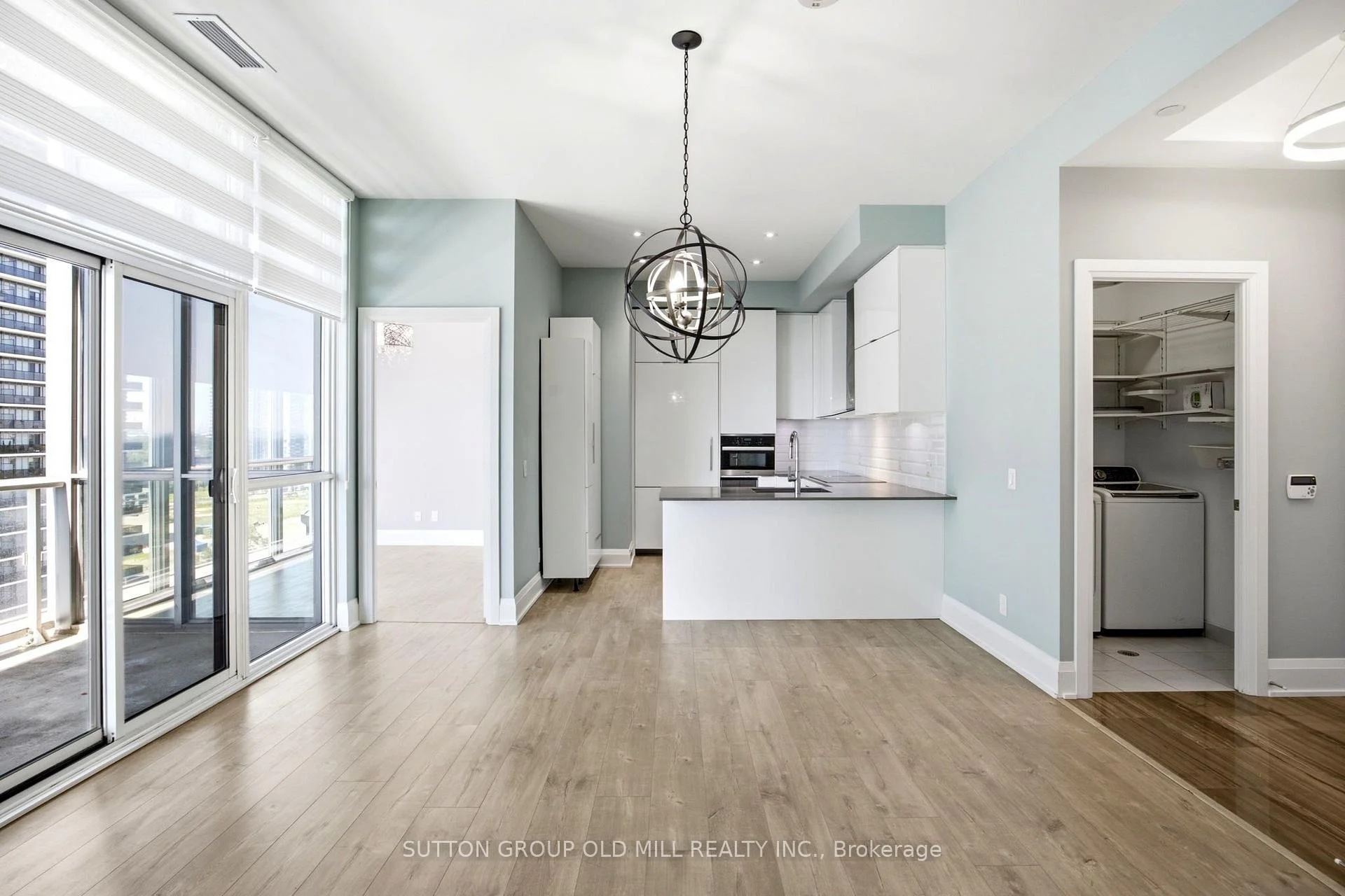 Photo 7 of Unit LPH04, 110 Marine Parade Drive, Etobicoke, Mimico — HOMEH