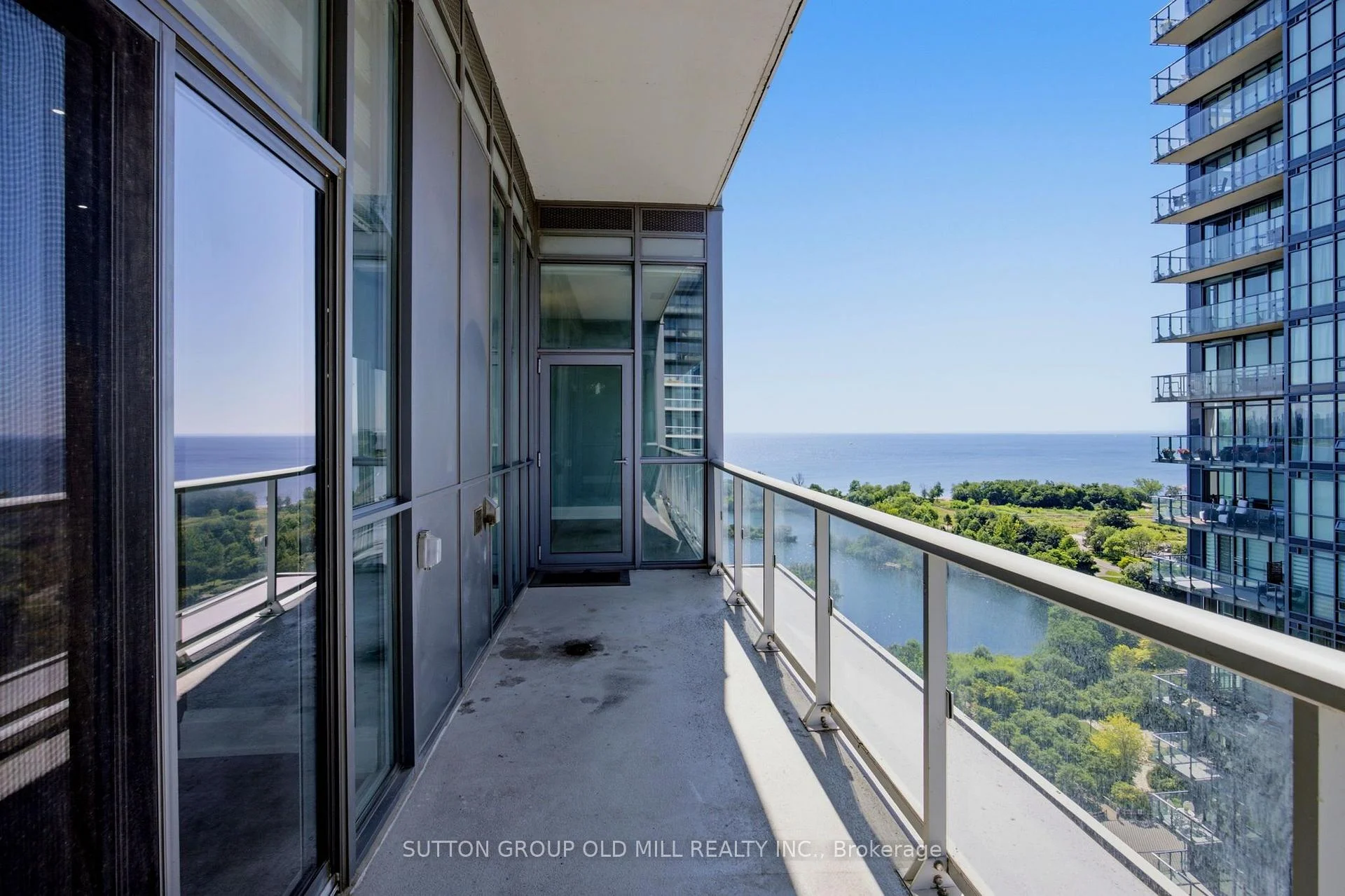 Photo 17 of Unit LPH04, 110 Marine Parade Drive, Etobicoke, Mimico — HOMEH