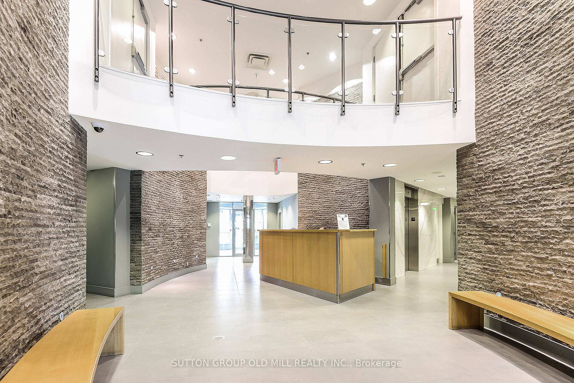 Photo 3 of Unit 1124, 1 Shaw Street, Toronto, Niagara — HOMEH