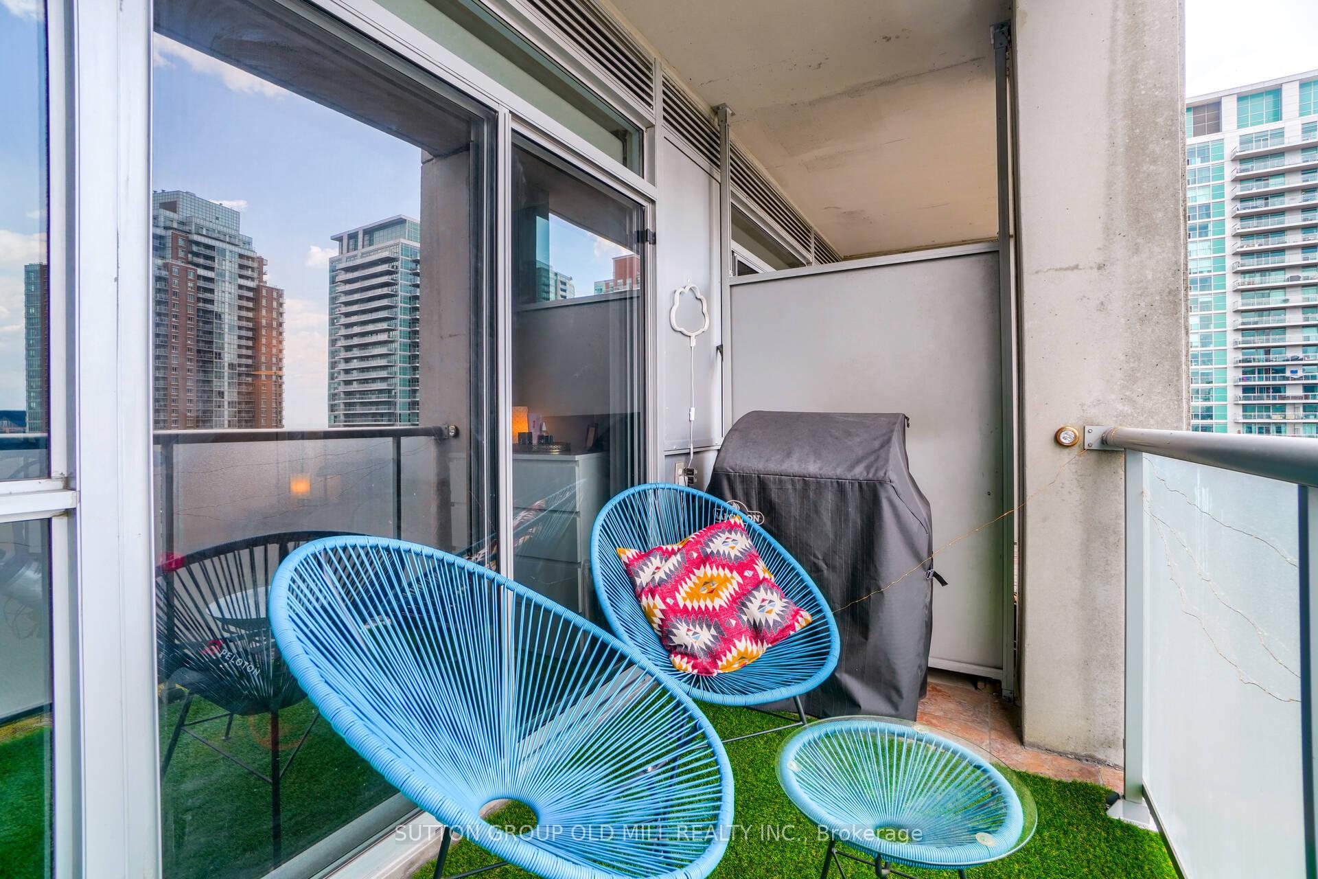 Photo 16 of Unit 1124, 1 Shaw Street, Toronto, Niagara — HOMEH