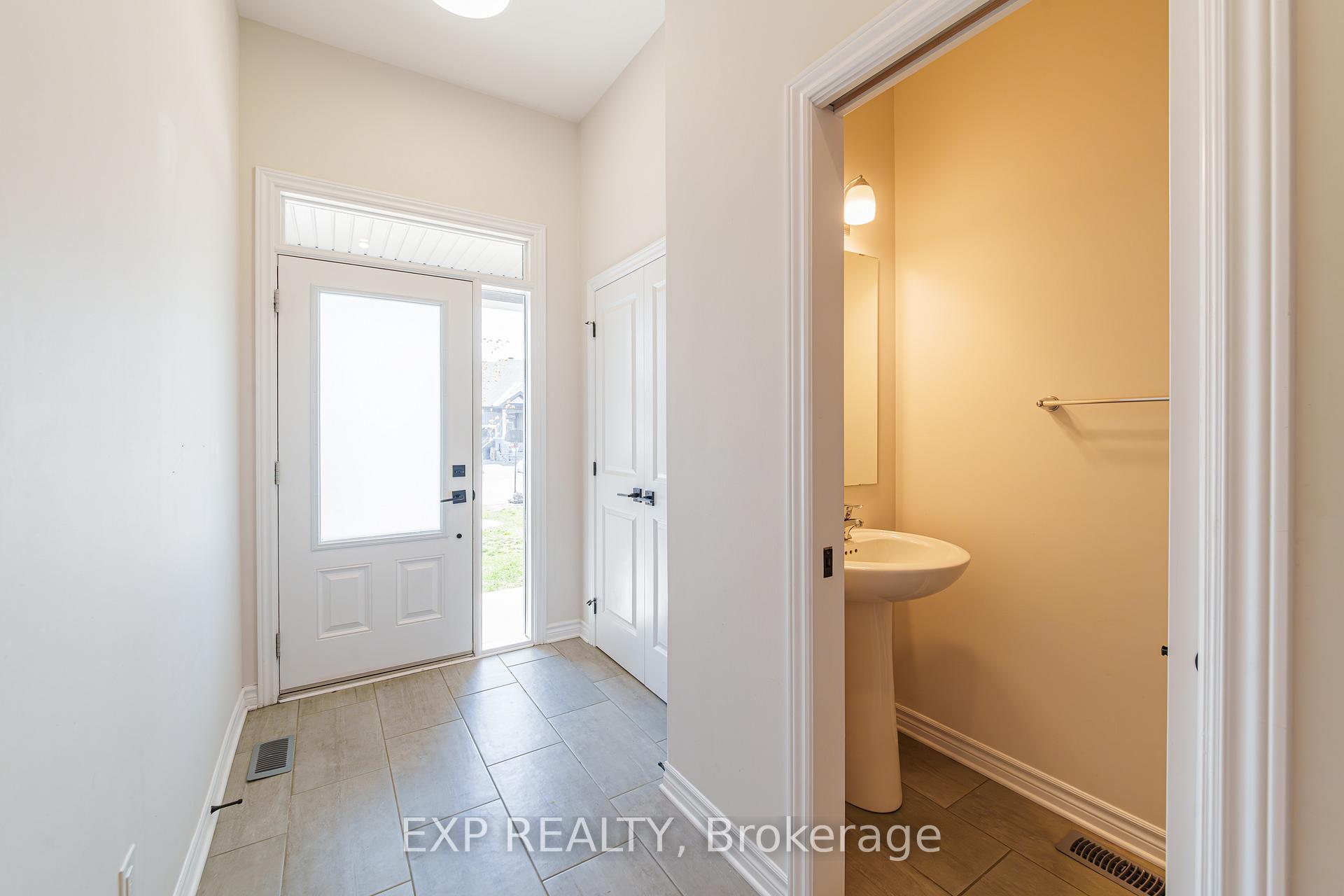 Photo 3 of 120 Patchell Place, North Grenville, North Grenville Twp (Kemptville South) — HOMEH
