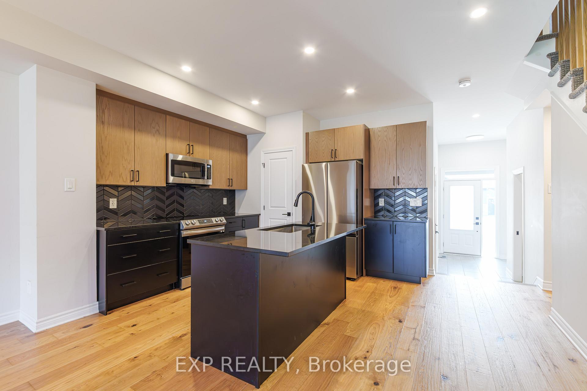 Photo 7 of 120 Patchell Place, North Grenville, North Grenville Twp (Kemptville South) — HOMEH